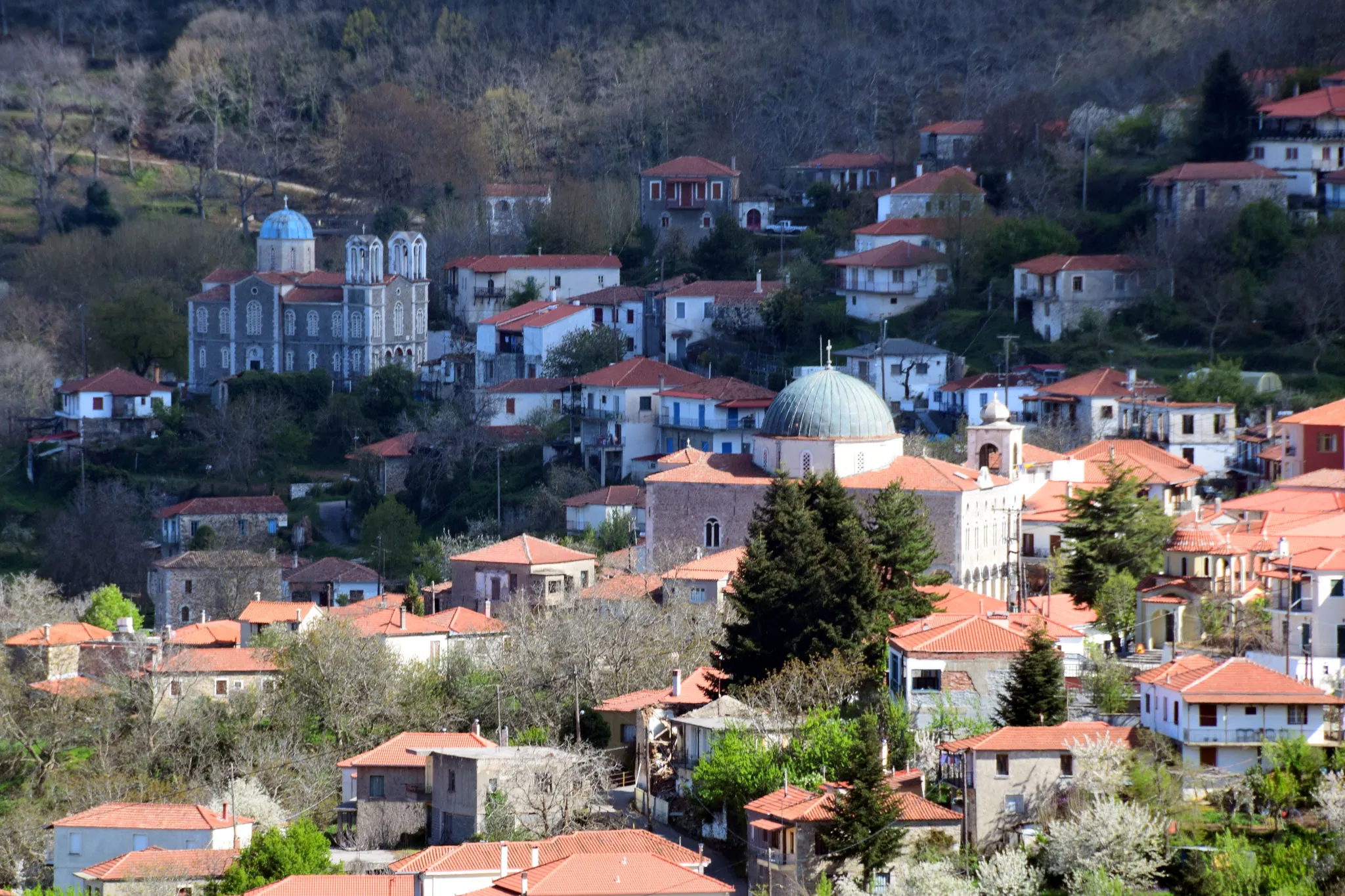 Photo showing: View of the village Agios Petros in Arcadia of Greece.