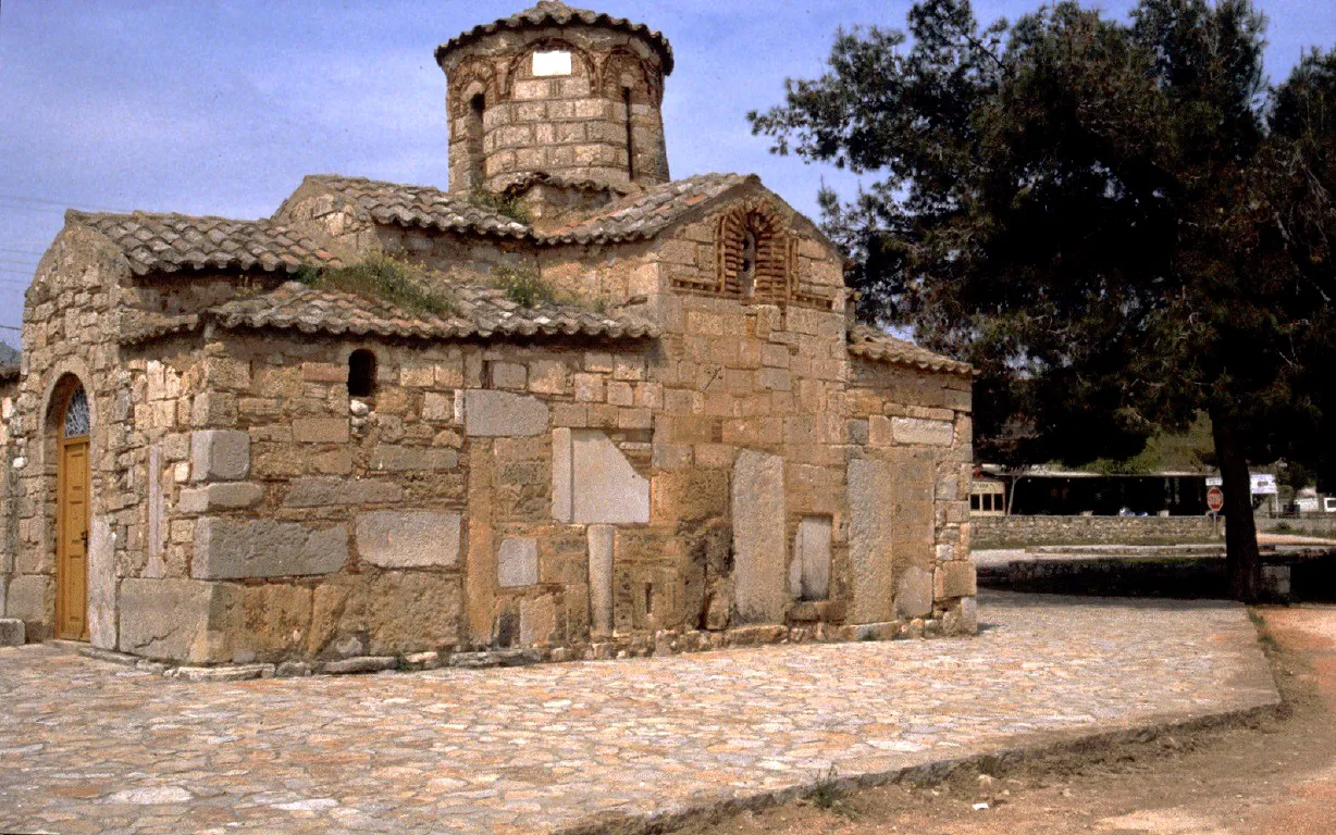 Photo showing: Die Johannes-Kirche in Ligourio