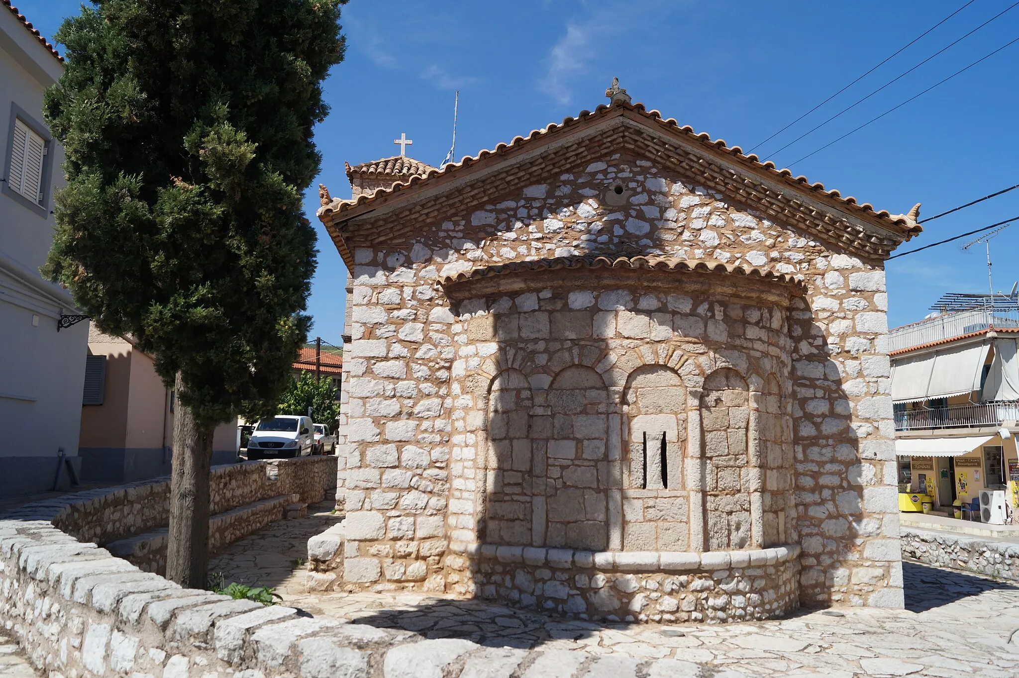 Photo showing: Sofiko, Corinthia, Greece: Inside the church Efangelismos tis Theotokou in the district Kokkinia.