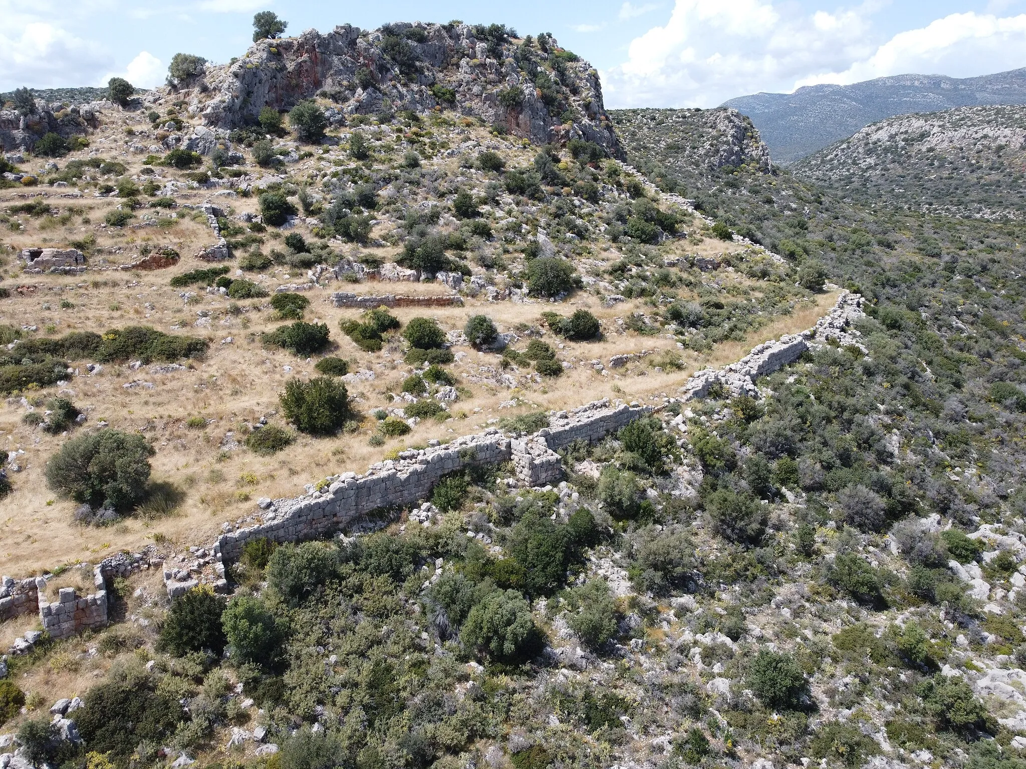 Photo showing: This is a photo of a monument in Greece identified by the ID