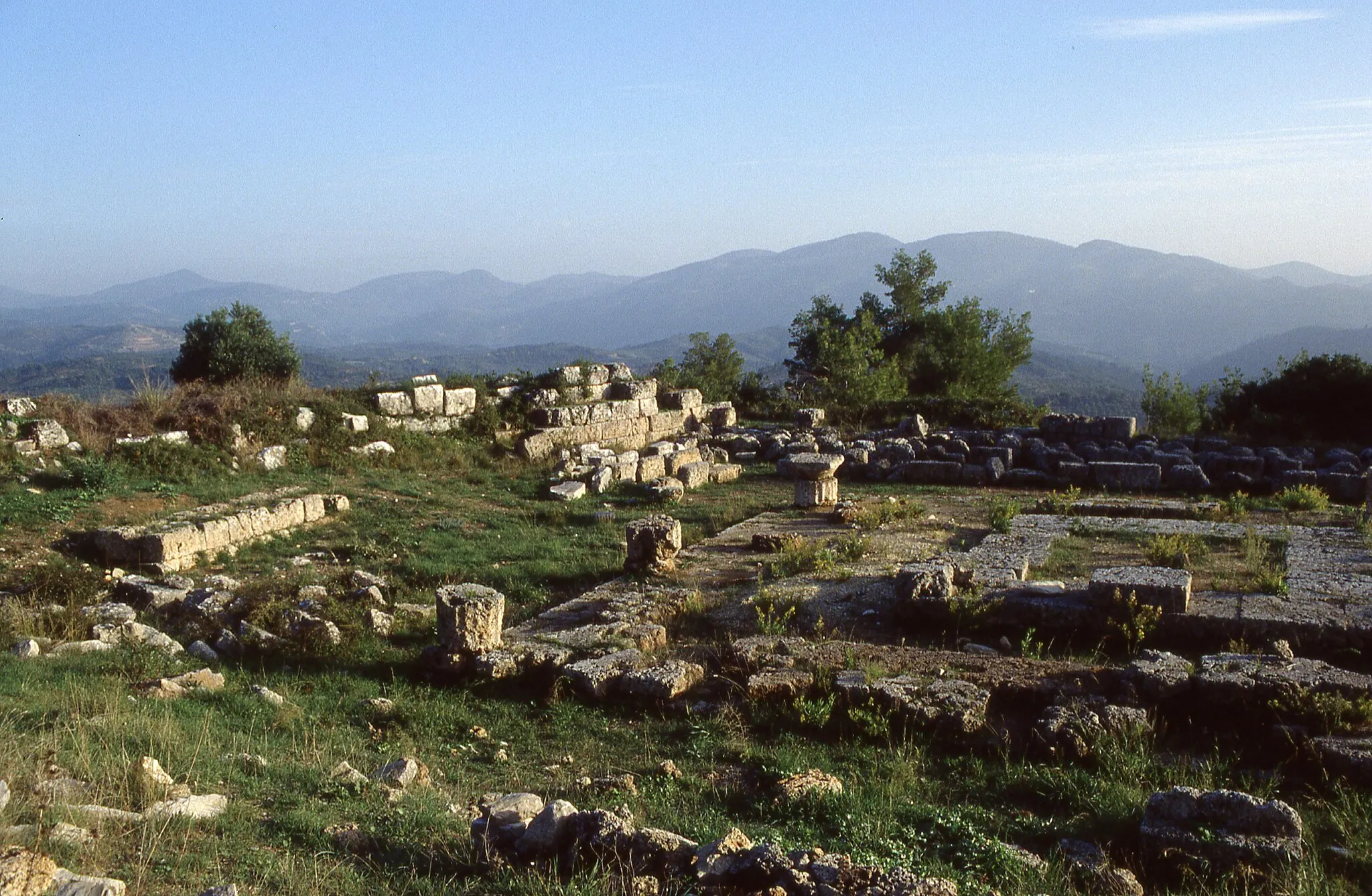 Photo showing: Lepreon, Elis, Greece. East end of Temple of Demeter with altar, from north.