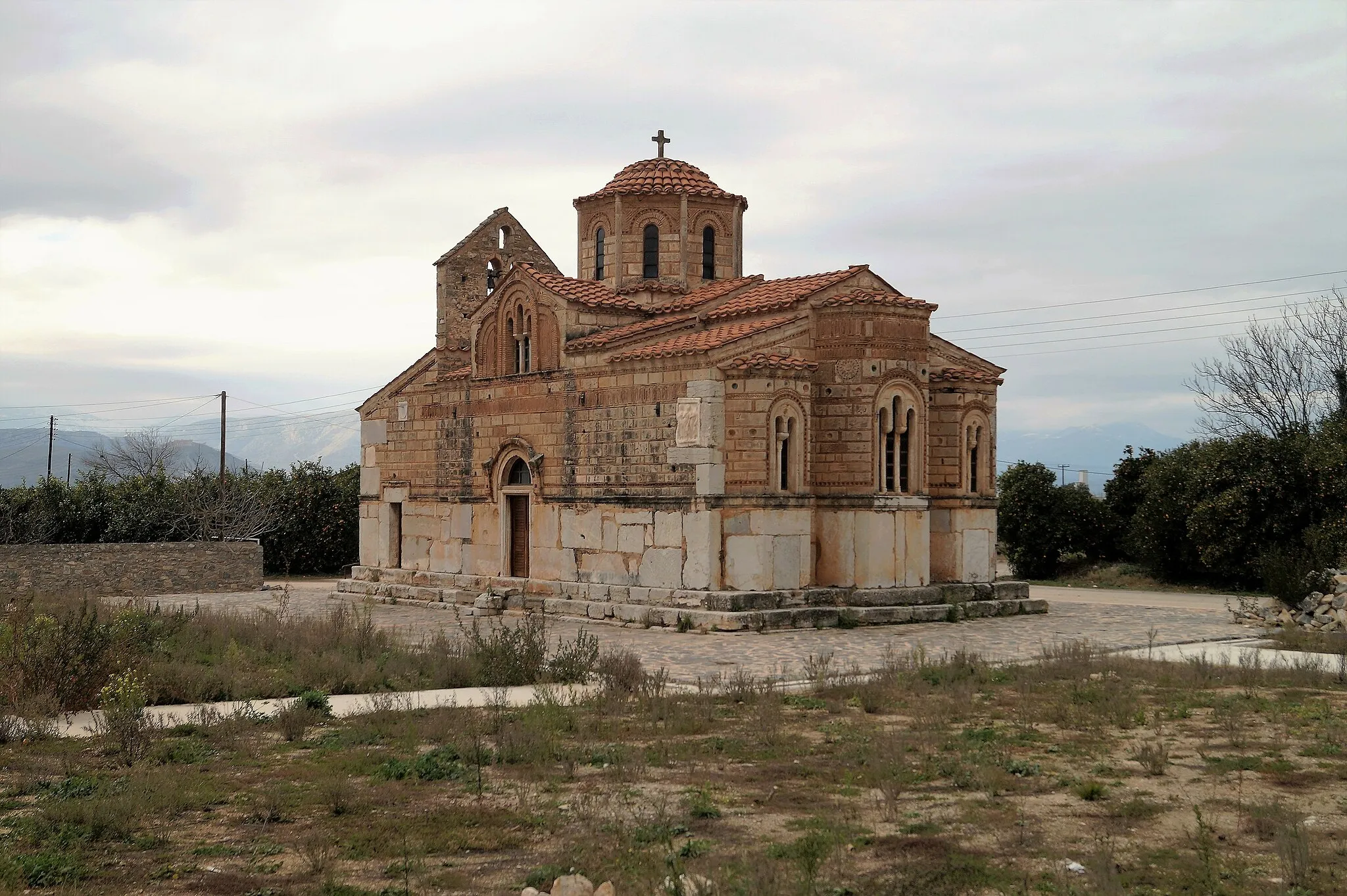 Photo showing: This is a photo of a monument in Greece identified by the ID