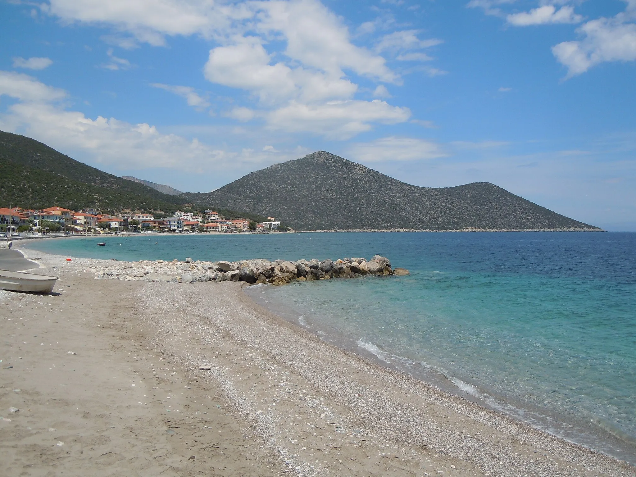 Photo showing: Tríkkeri, 285m,  et Cap Trikkeri depuis Paralía Tyros