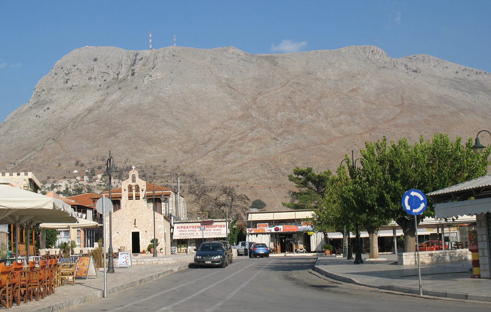 Photo showing: View to Mt. Makrylakoma (1024 m) near Areopoli