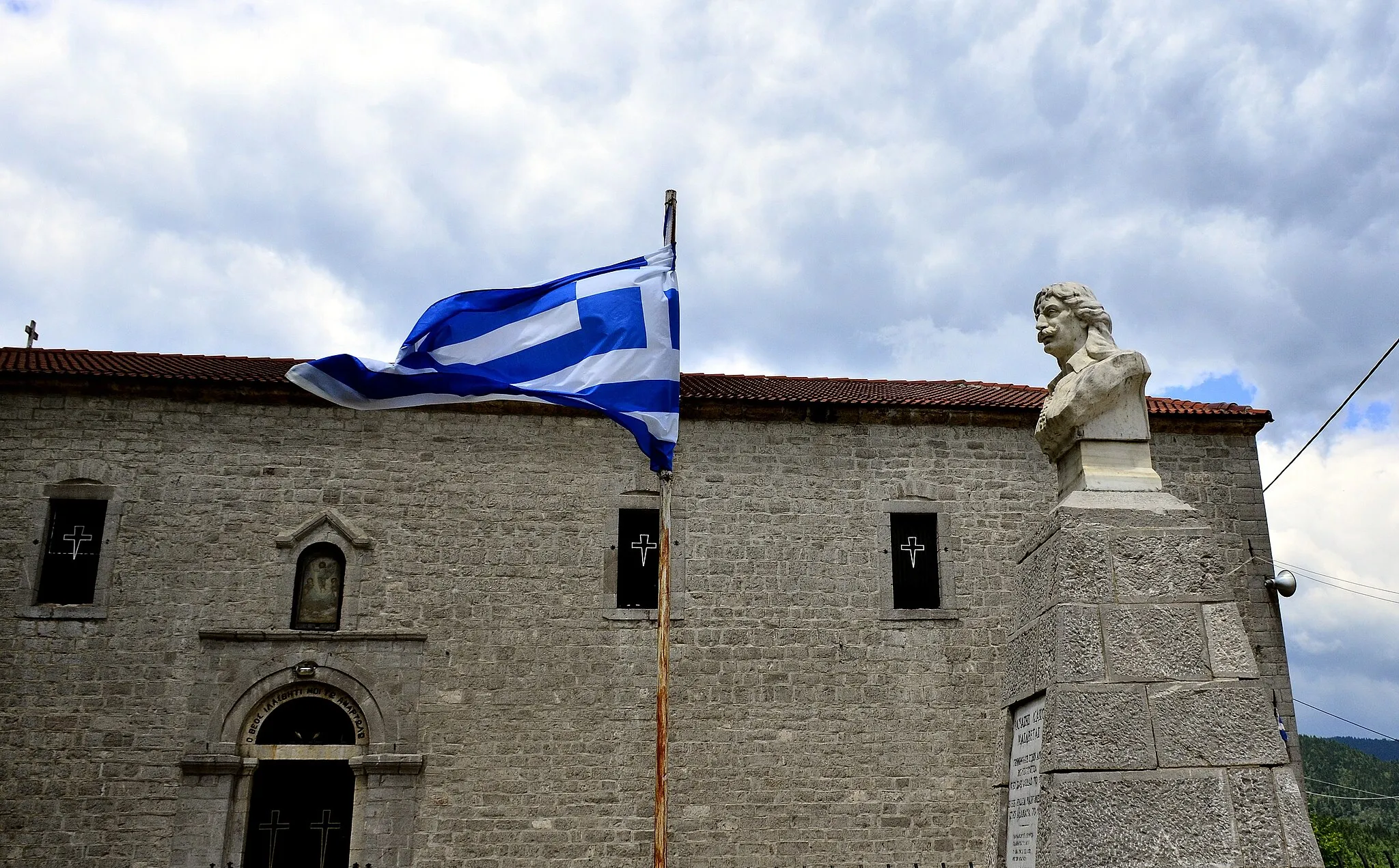 Photo showing: Ανω Μουσουνίτσα Φωκίδας Η προτομή του Αθ. Διάκου