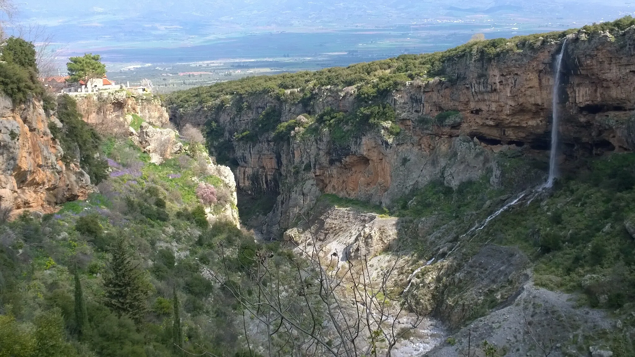 Photo showing: Above Ano Tithorea - March 2015