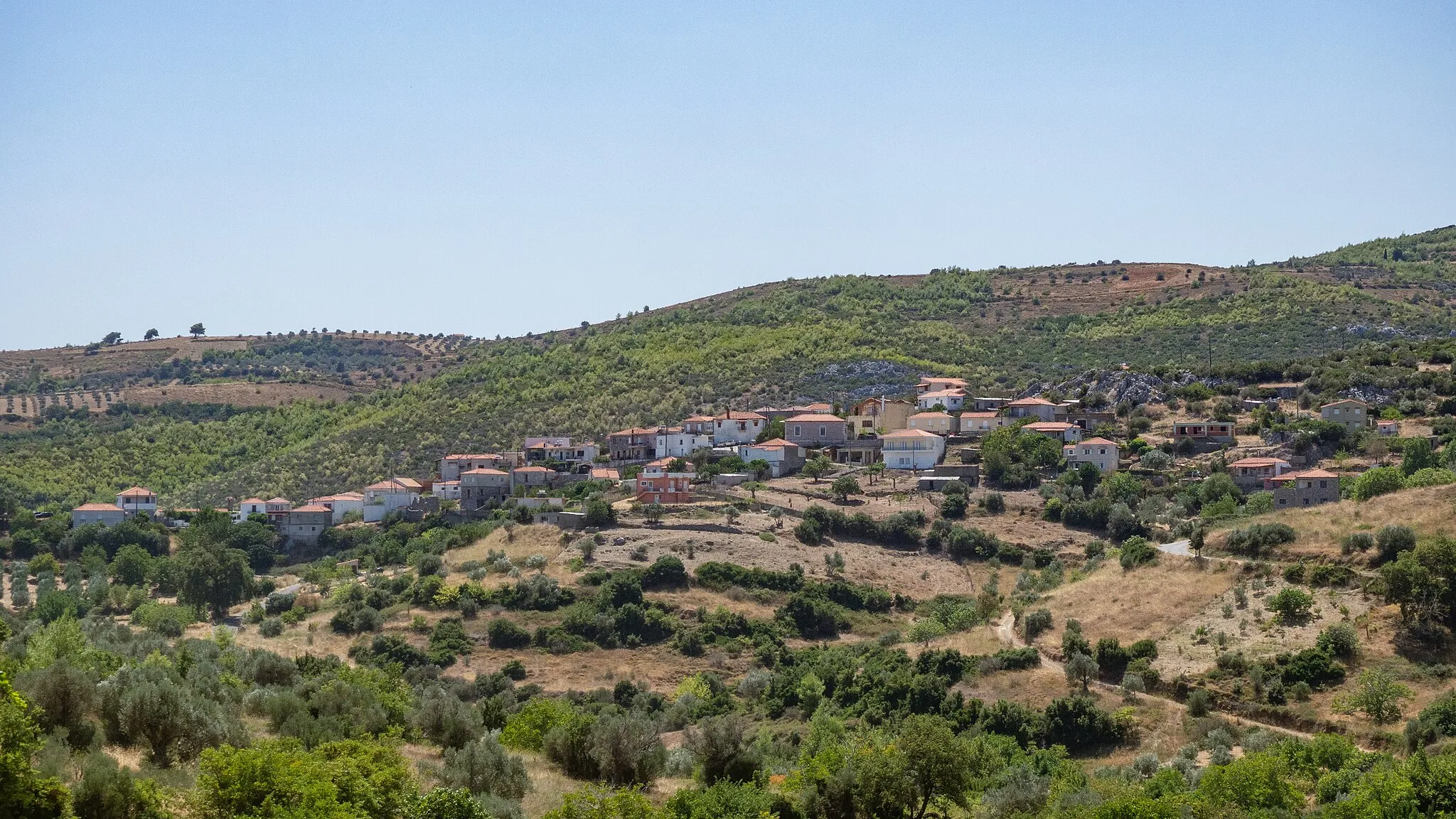 Photo showing: VIew of Kremastos, Euboea, from north.