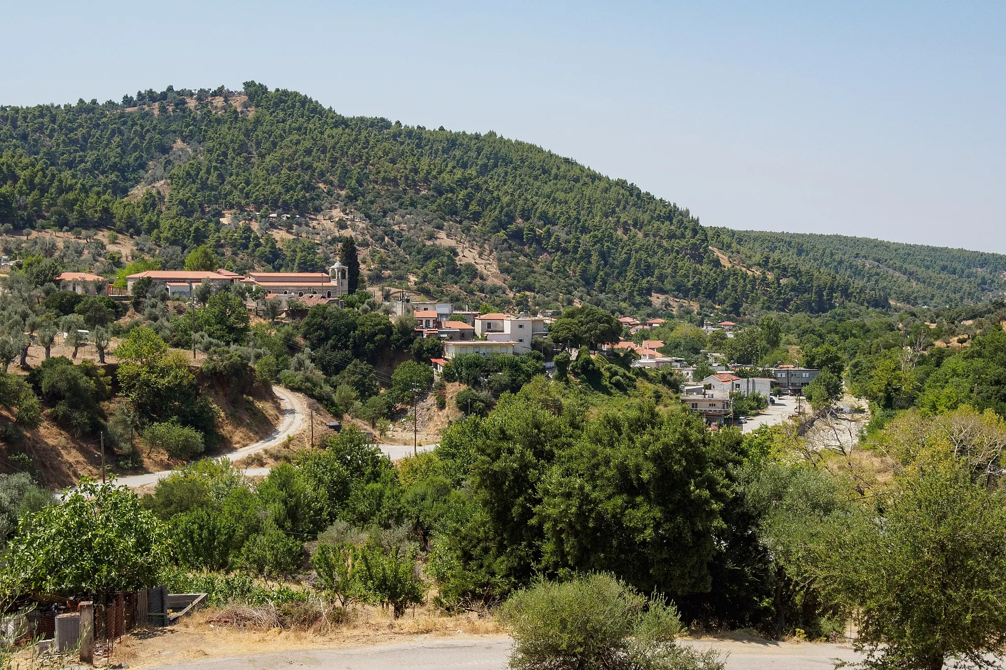 Photo showing: View of Mistros, Euboea, from north.