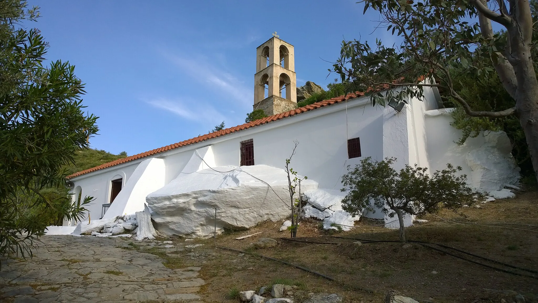 Photo showing: Church of Ag. Georgios Vranas (May 2015)