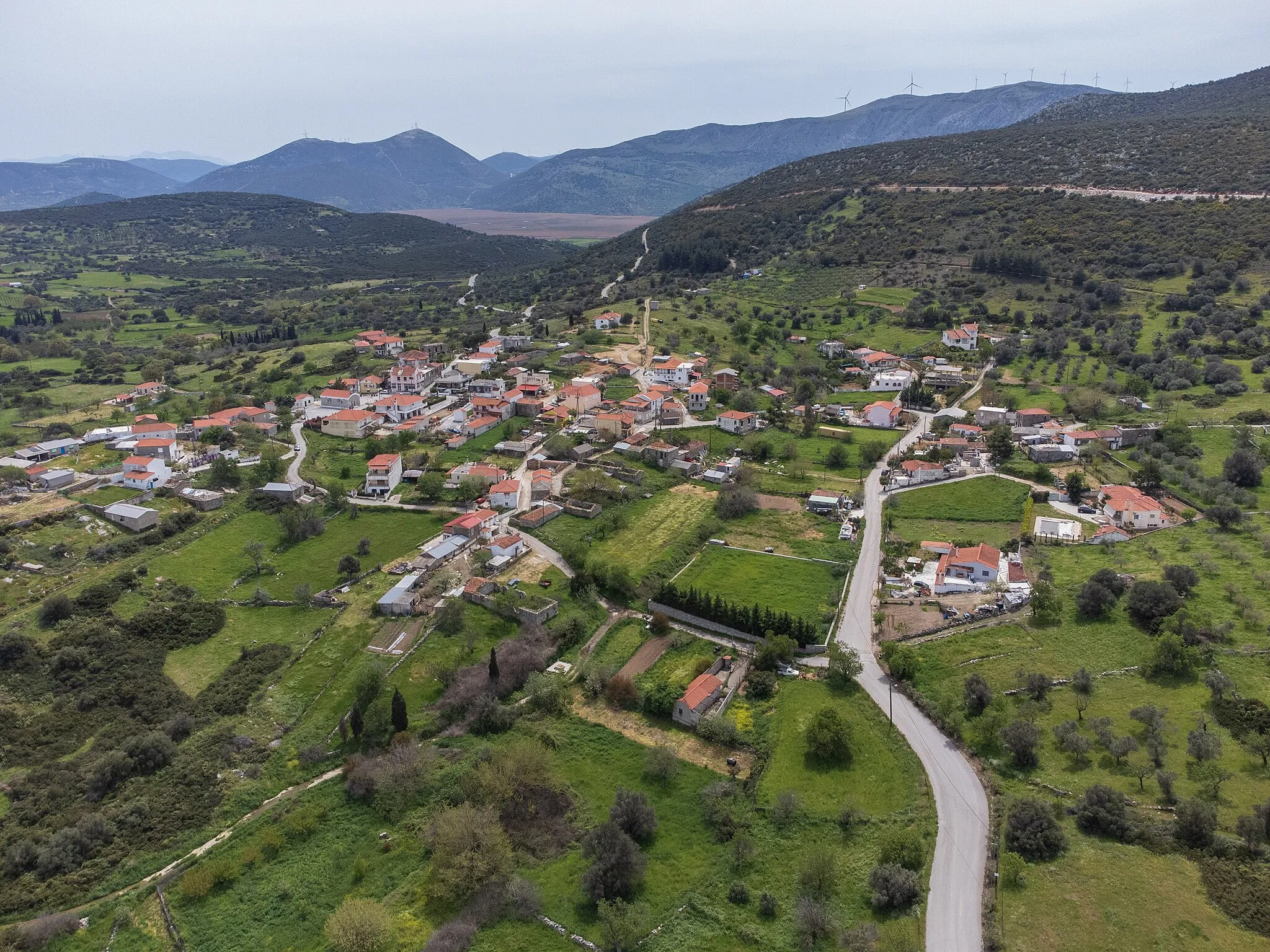 Photo showing: Aerial view of Koutoumoulas, Euboea.