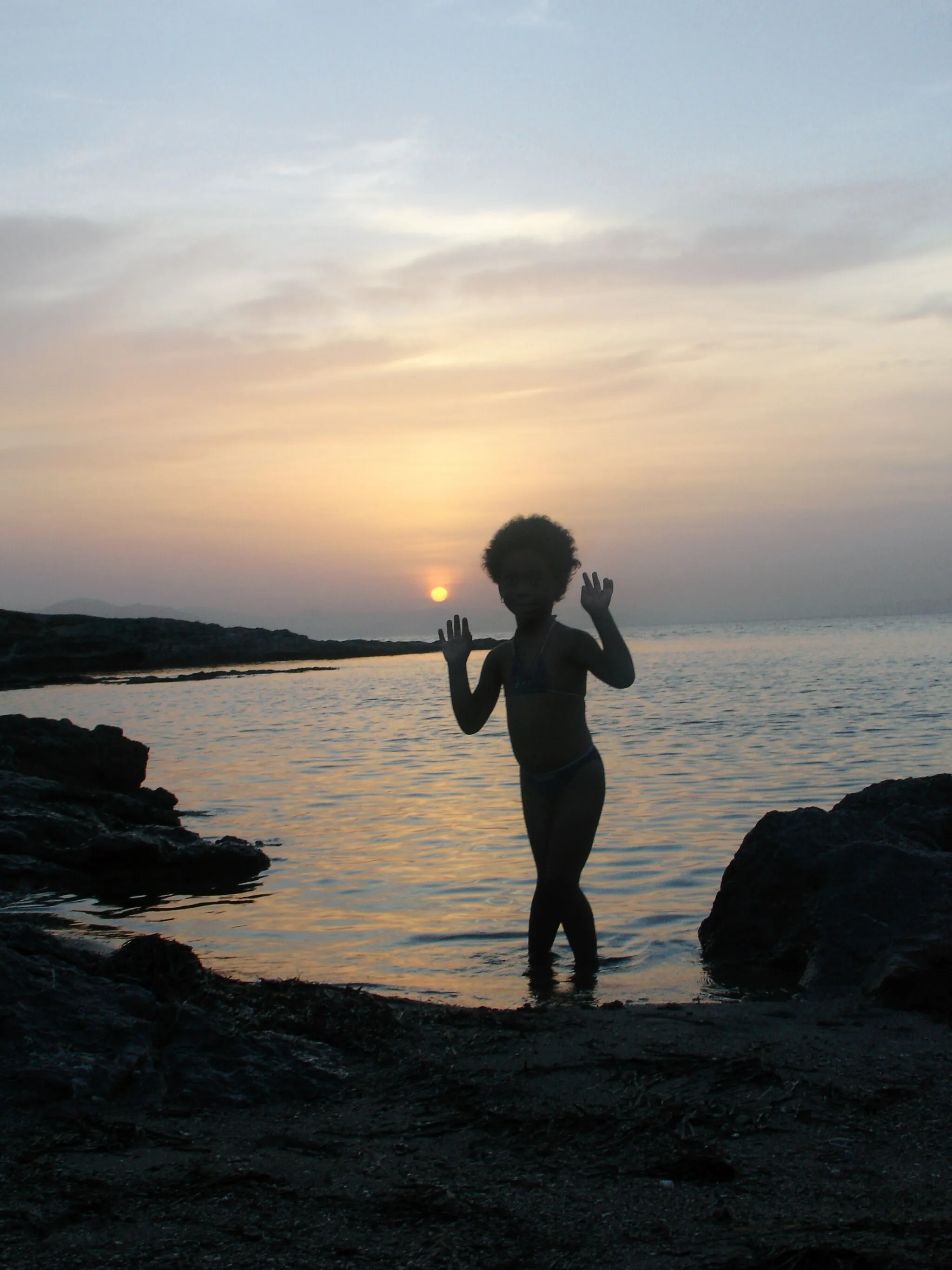 Photo showing: dancing sunset