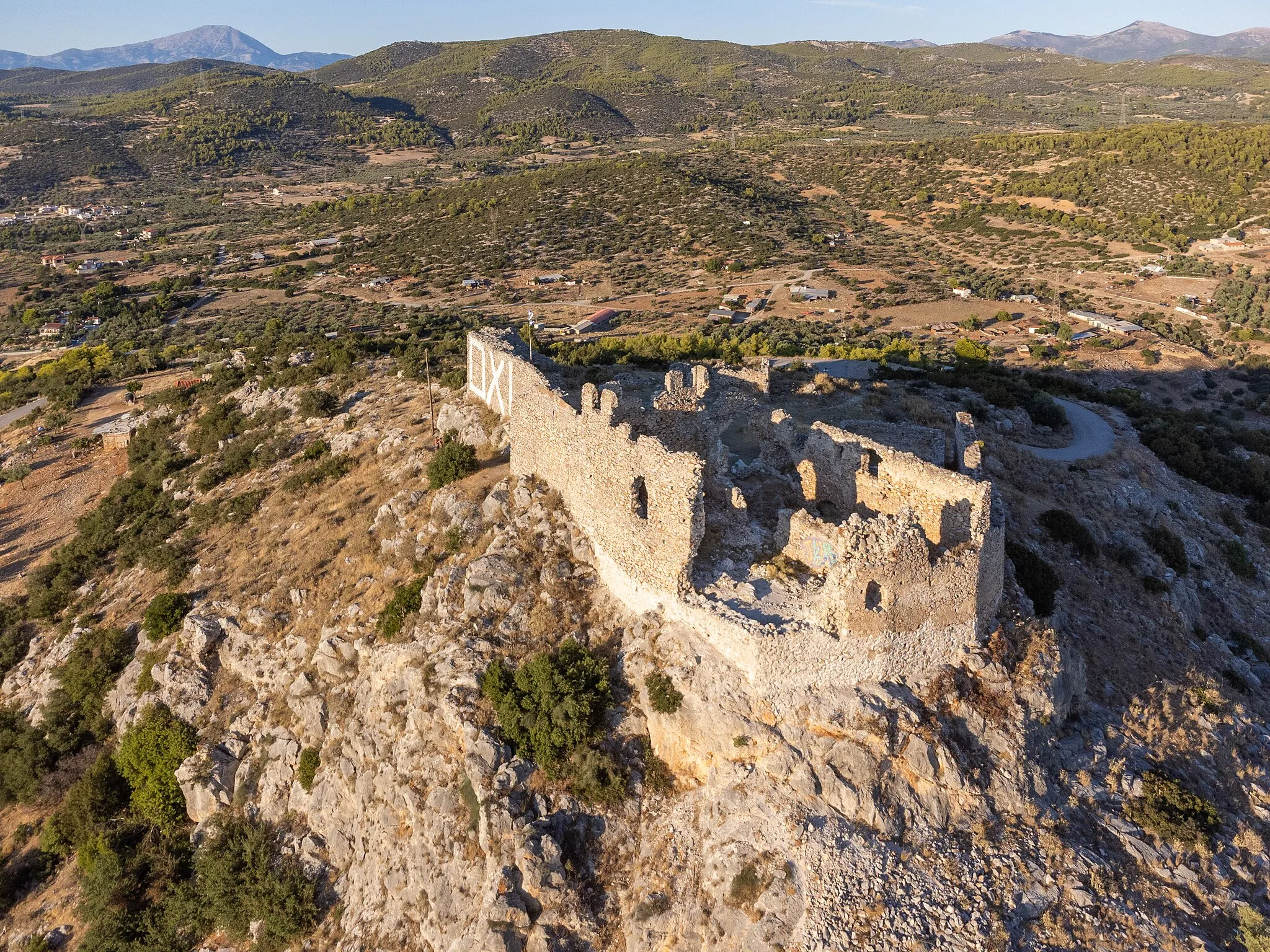 Photo showing: Airview of Fylla Castle, Euboea.