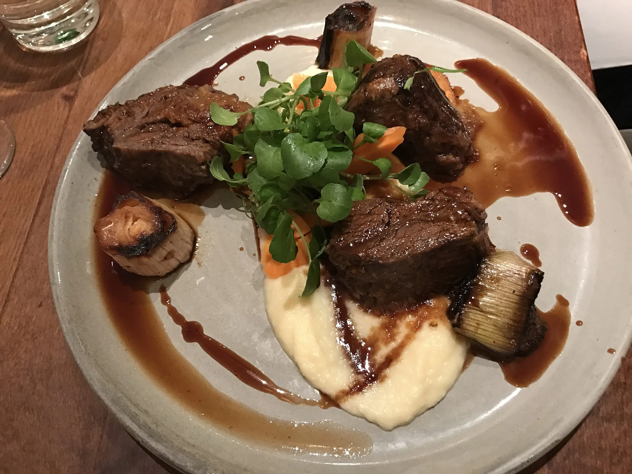 Photo showing: Beef cheeks at Seven-VII-South restaurant, Yeronga, Brisbane, Queensland