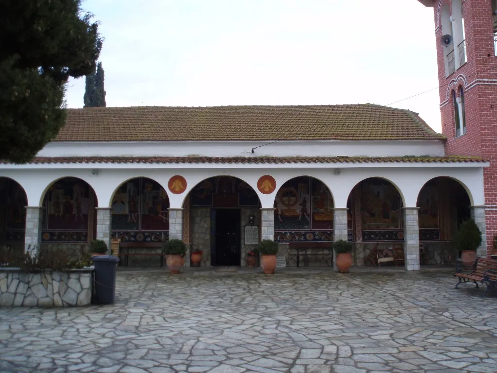 Photo showing: Ο Ιερός Ναός του Αγίου Γεωργίου Φερών