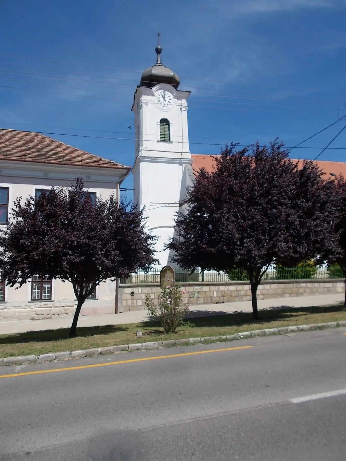 Photo showing: : Reformed Church. Early 19th century. - Szent István Street, Bicske, Fejér County, Hungary.