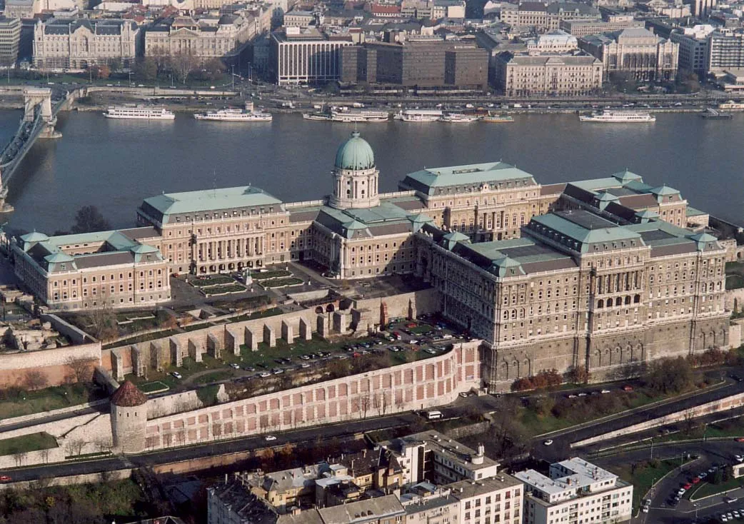 Photo showing: Buda Castles - Budapest - Hungary - Europe