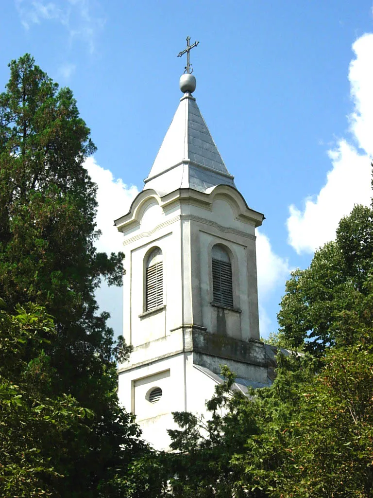 Photo showing: The Birth of the Blessed Virgin Mary Roman Catholic Church in Sanad, Odžaci, Vojvodina, Serbia.