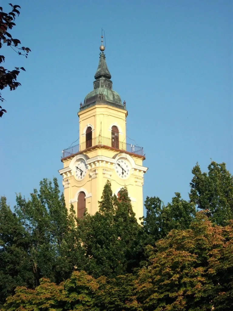 Photo showing: Spire of the Calvinist church in Gyomaendrőd, Hungary