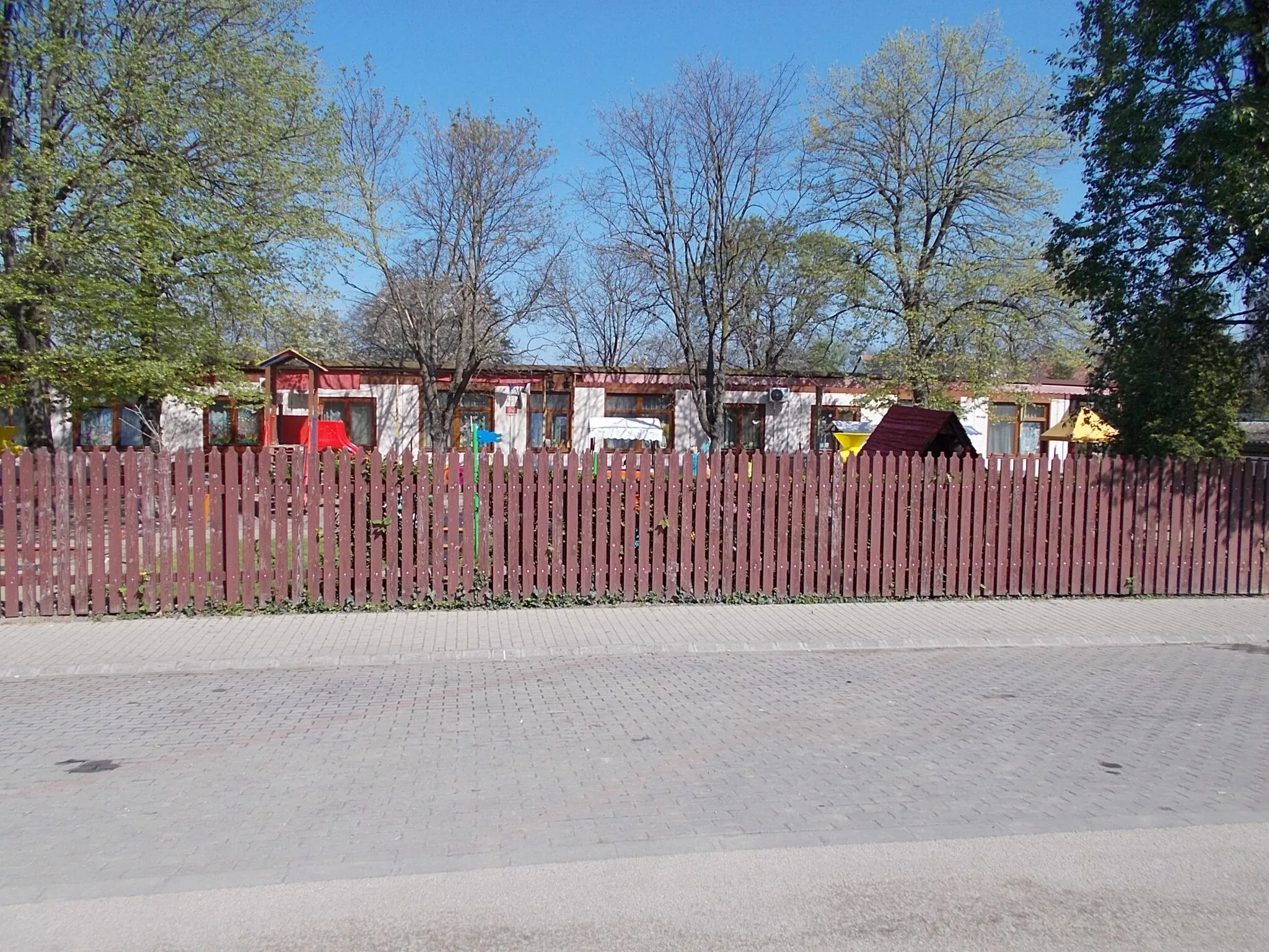 Photo showing: ~Makó Unified Welfare Institution Kálvin Square Nursery  - 5? Kálvin Squsre, Hold Street, Makó, Csongrád-Csanád County, Hungary.