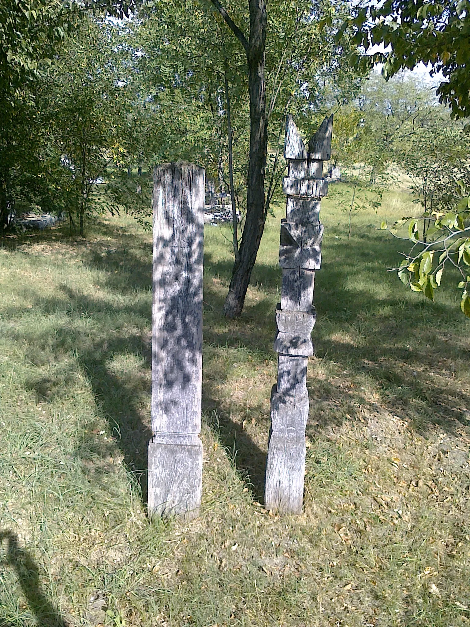 Photo showing: Headboards in Hungary, Cemetery of Fülöpszállás