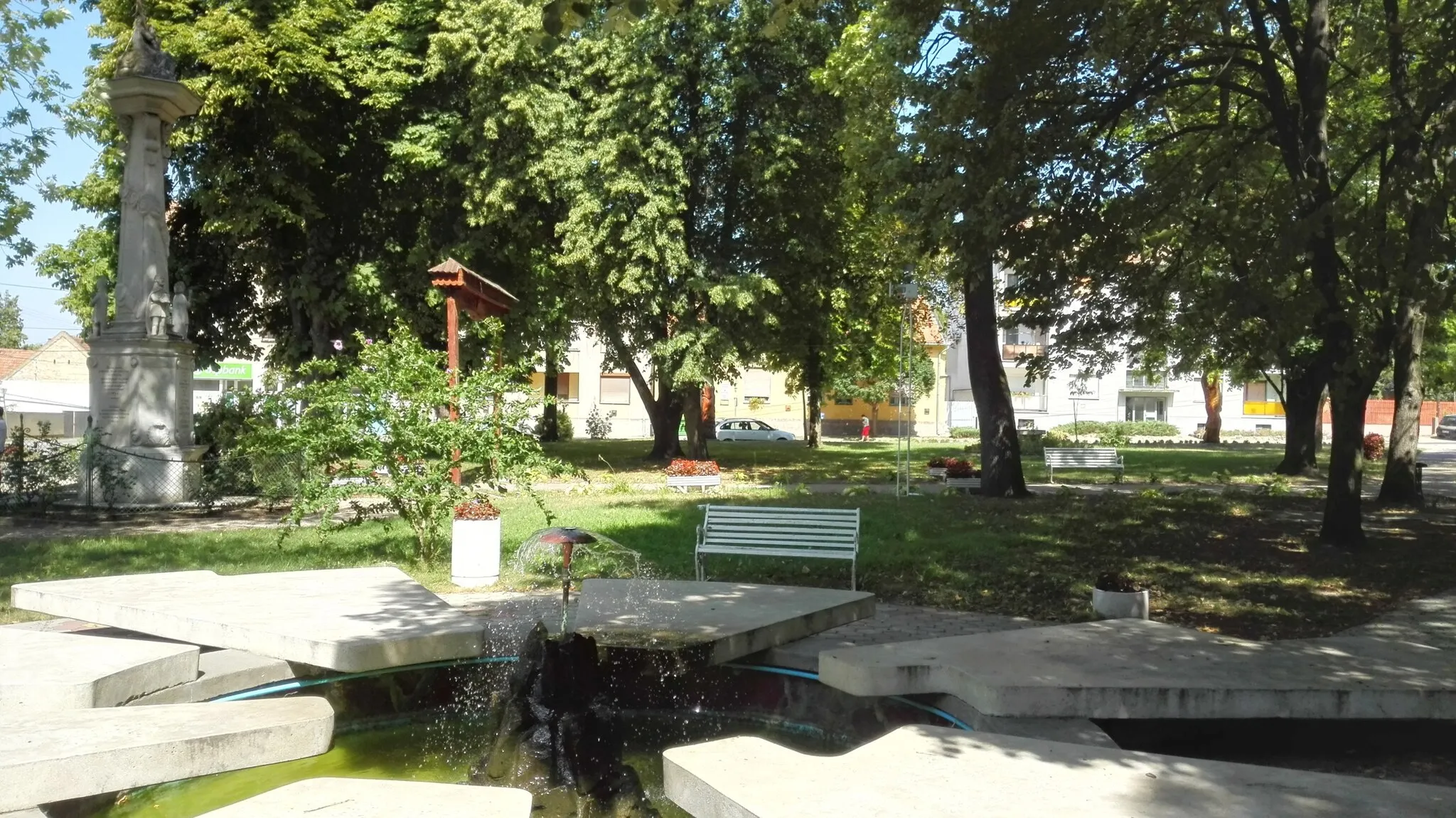 Photo showing: Park Mélykút központjában