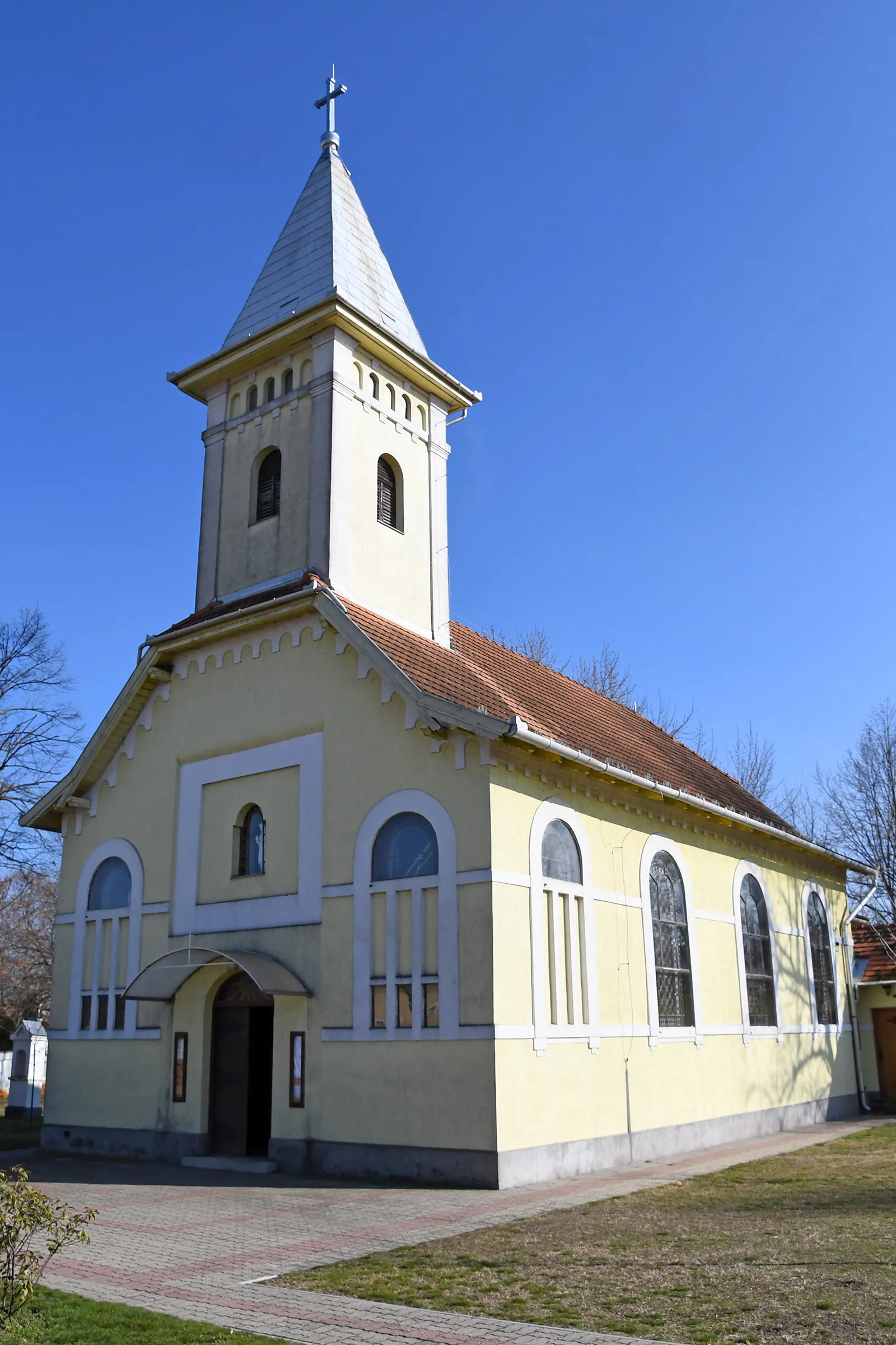 Photo showing: Roman Catholic church in Zákányszék, Hungary