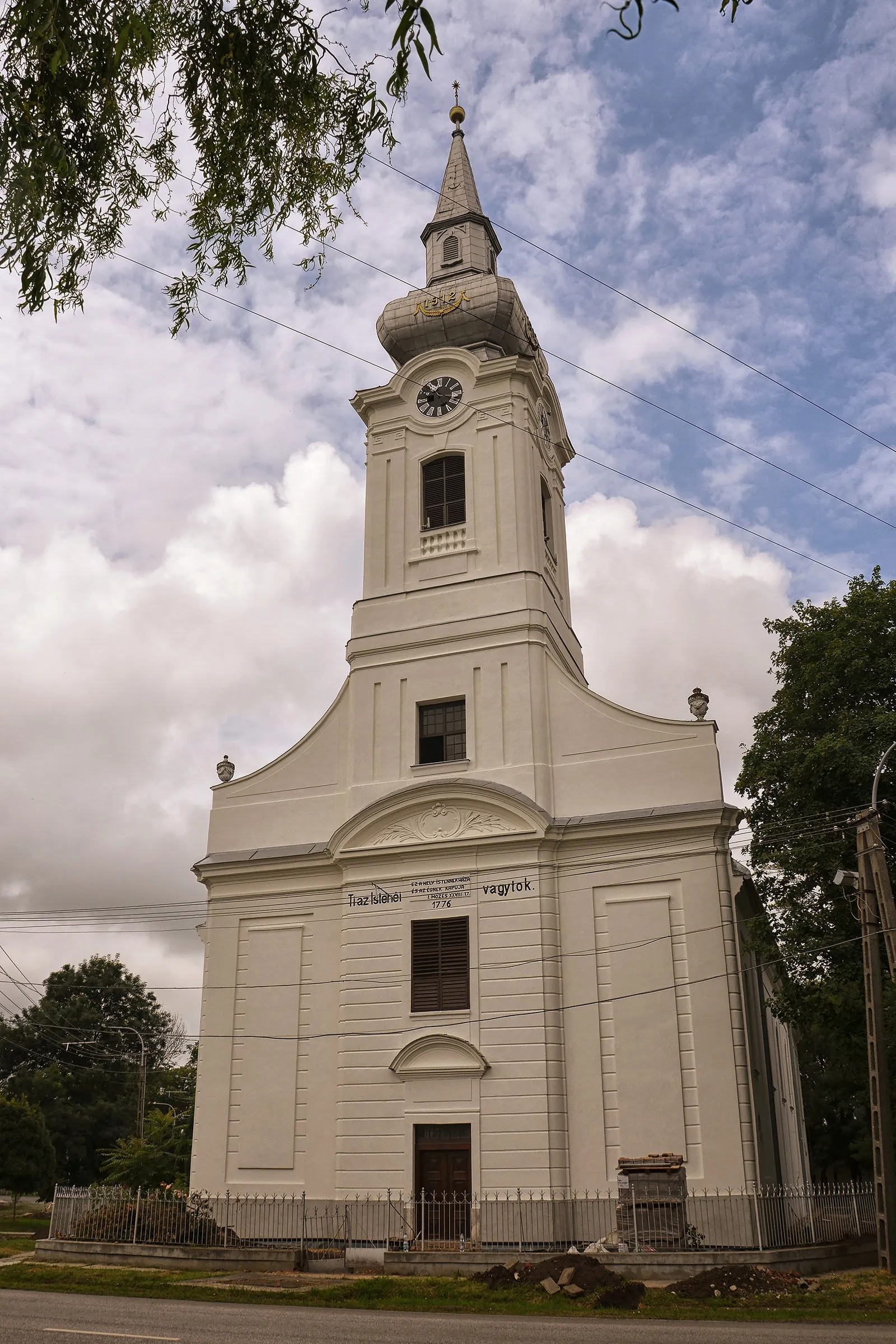 Photo showing: Calvinist church in Körösladány, Hungary