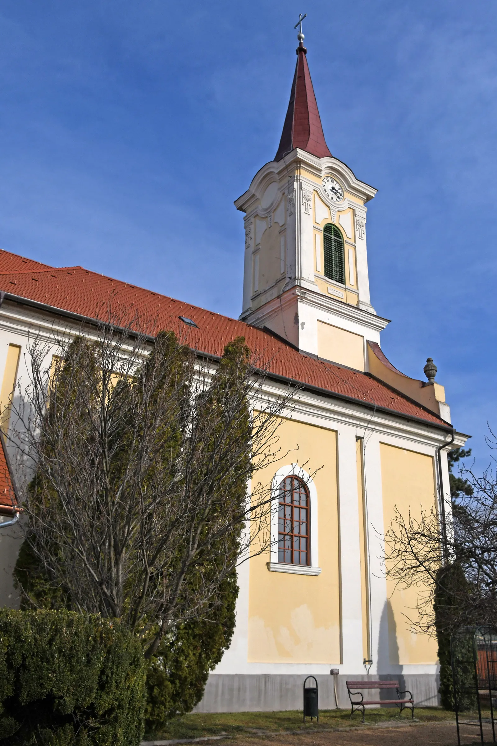 Photo showing: Roman Catholic church in Balatonkiliti, Siófok, Hungary