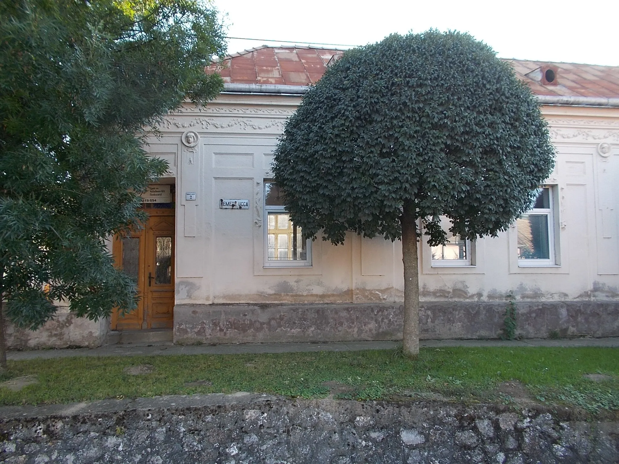 Photo showing: : Listed house.- 2 Remete Street, Szekszárd, Tolna County, Hungary.