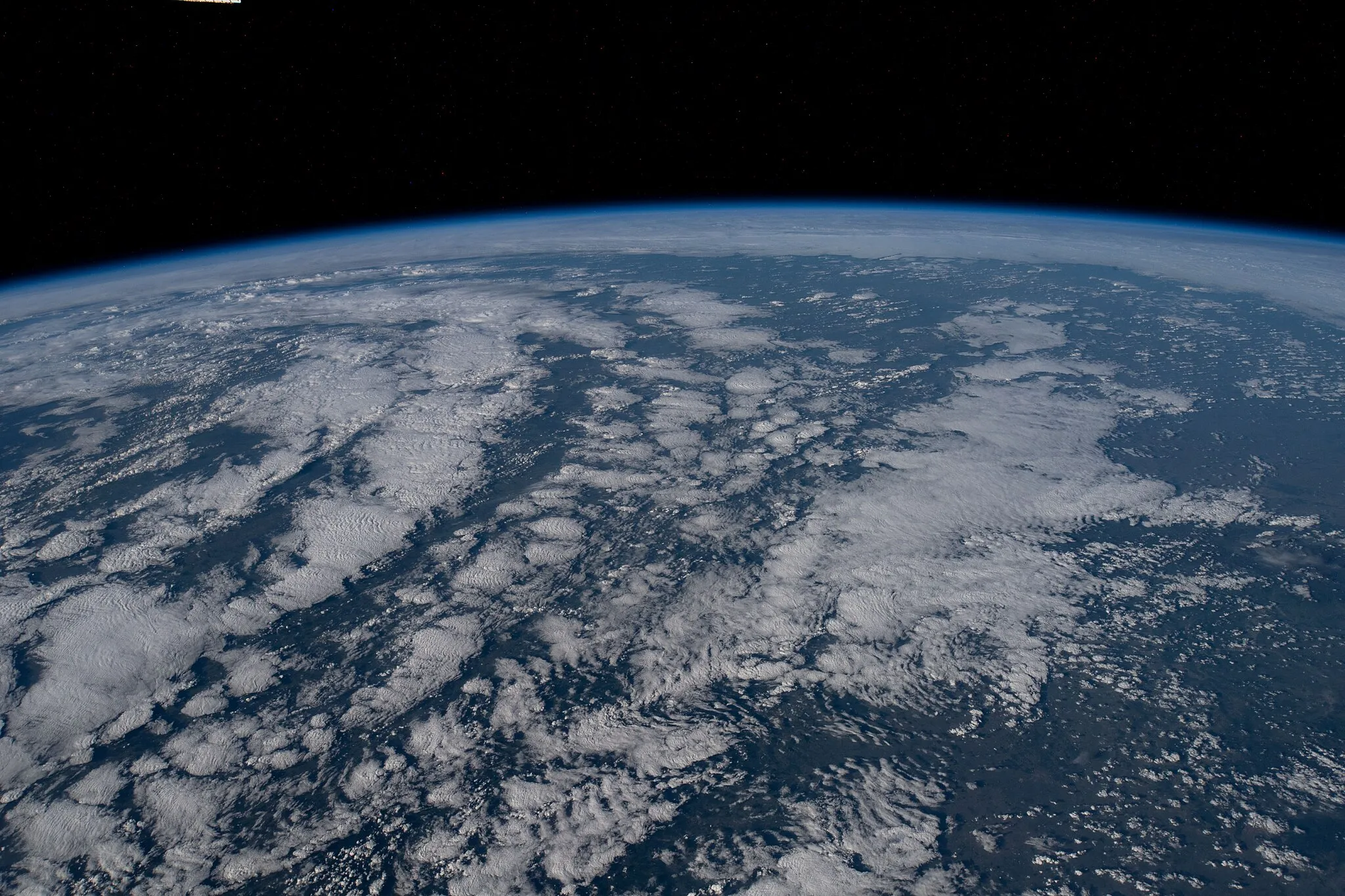 Photo showing: View of Earth taken during ISS Expedition 67.