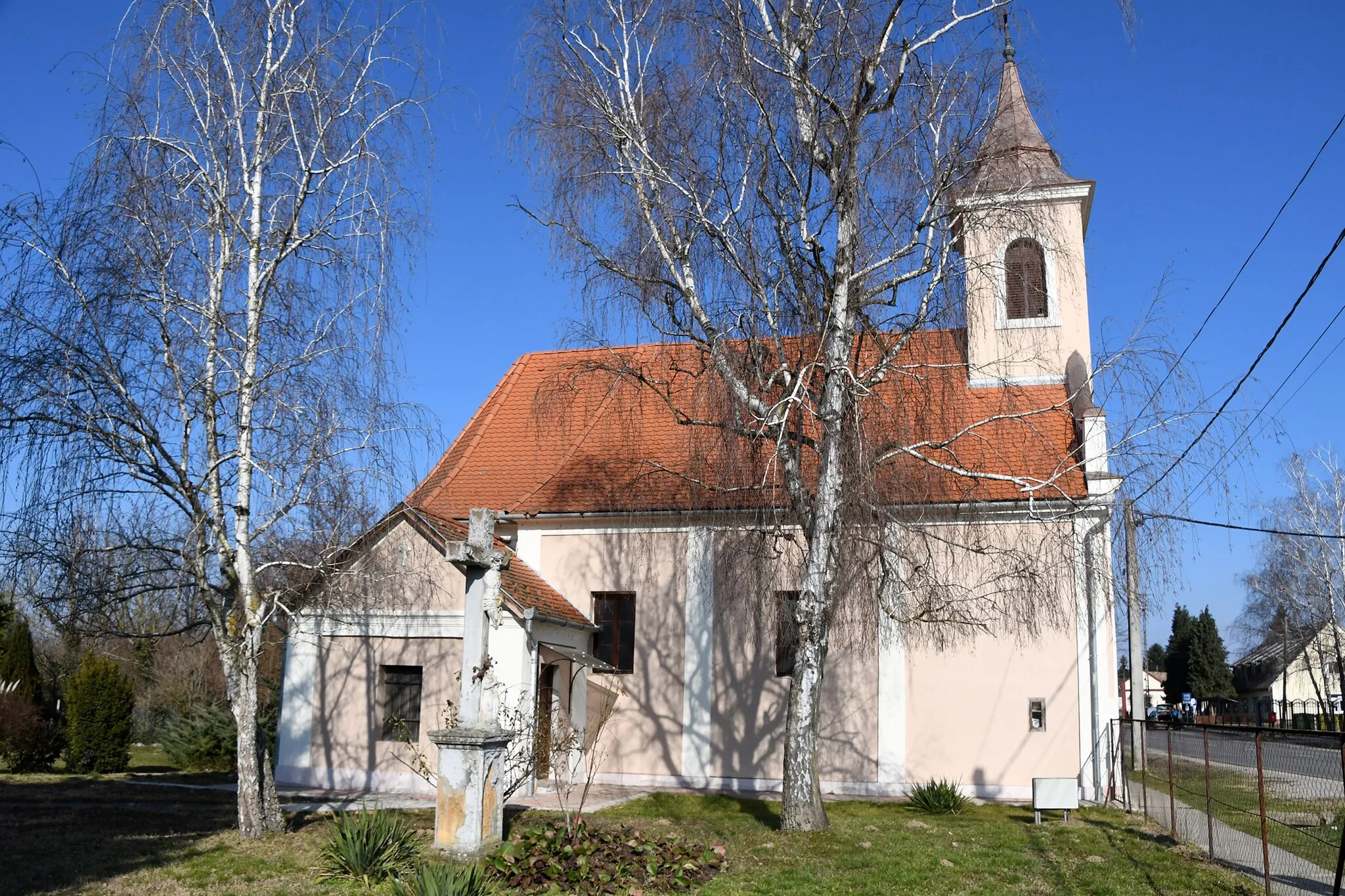 Photo showing: Roman Catholic church in Somogyapáti, Hungary