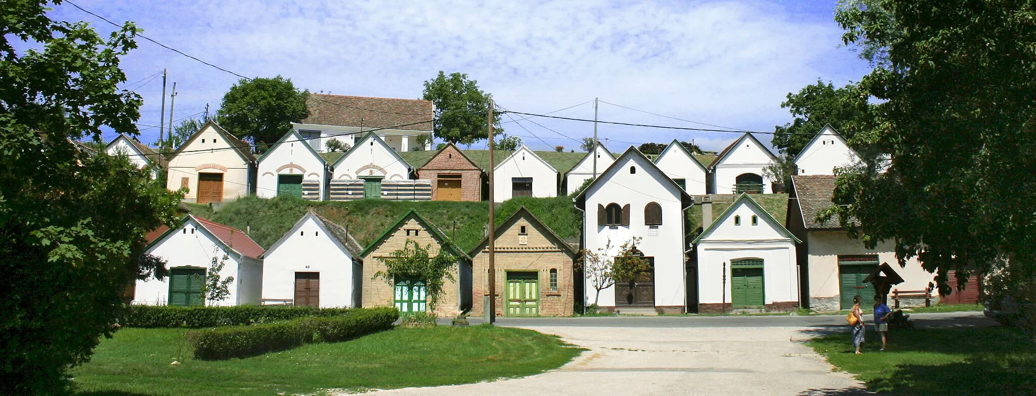 Photo showing: Hungary, Baranya County, Villánykövesd, wine cellars