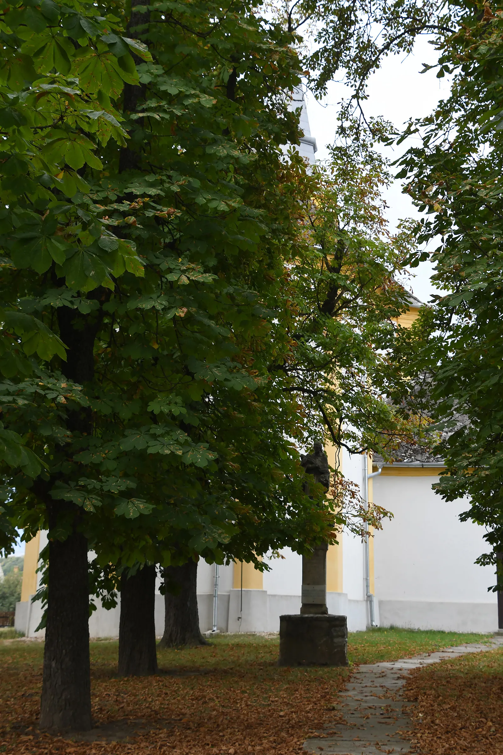 Photo showing: Statue of John of Nepomuk (Ságvár)