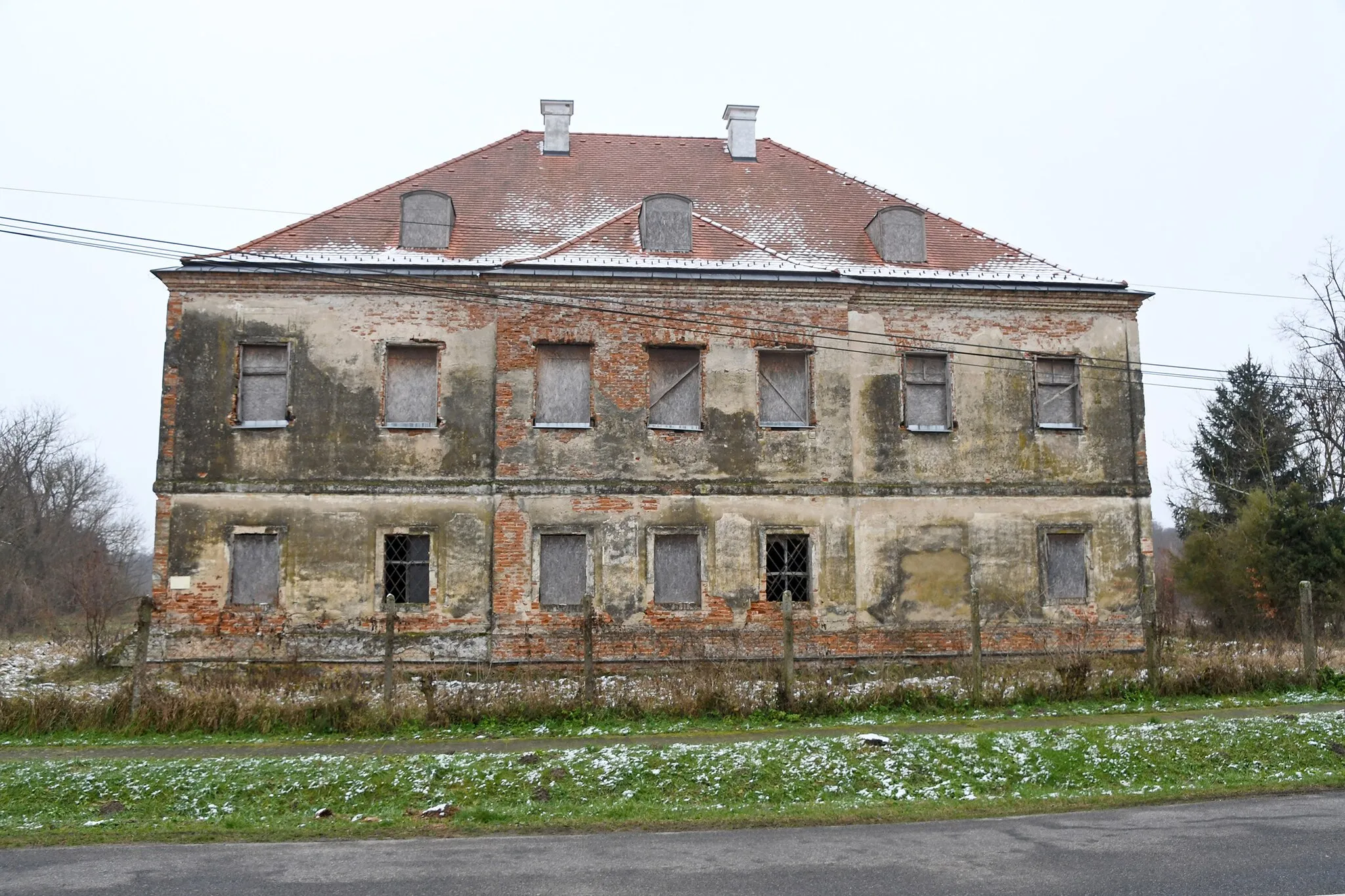 Photo showing: Forester mansion (18th c., baroque) in Háromfa, Hungary