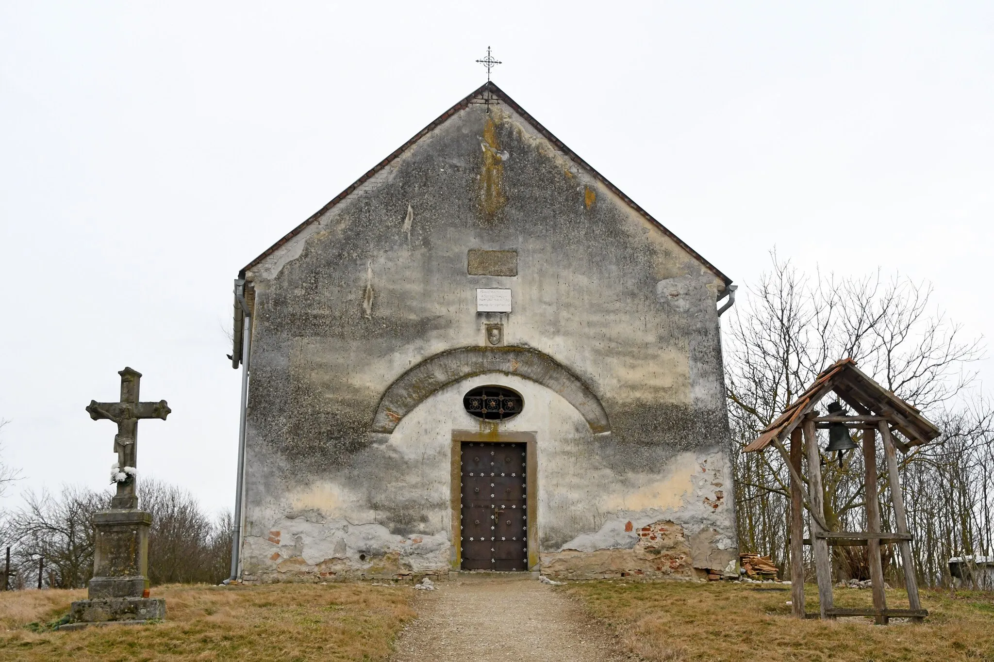 Photo showing: Roman Catholic chapel in Kürtöspuszta, Pusztakovácsi, Hungary