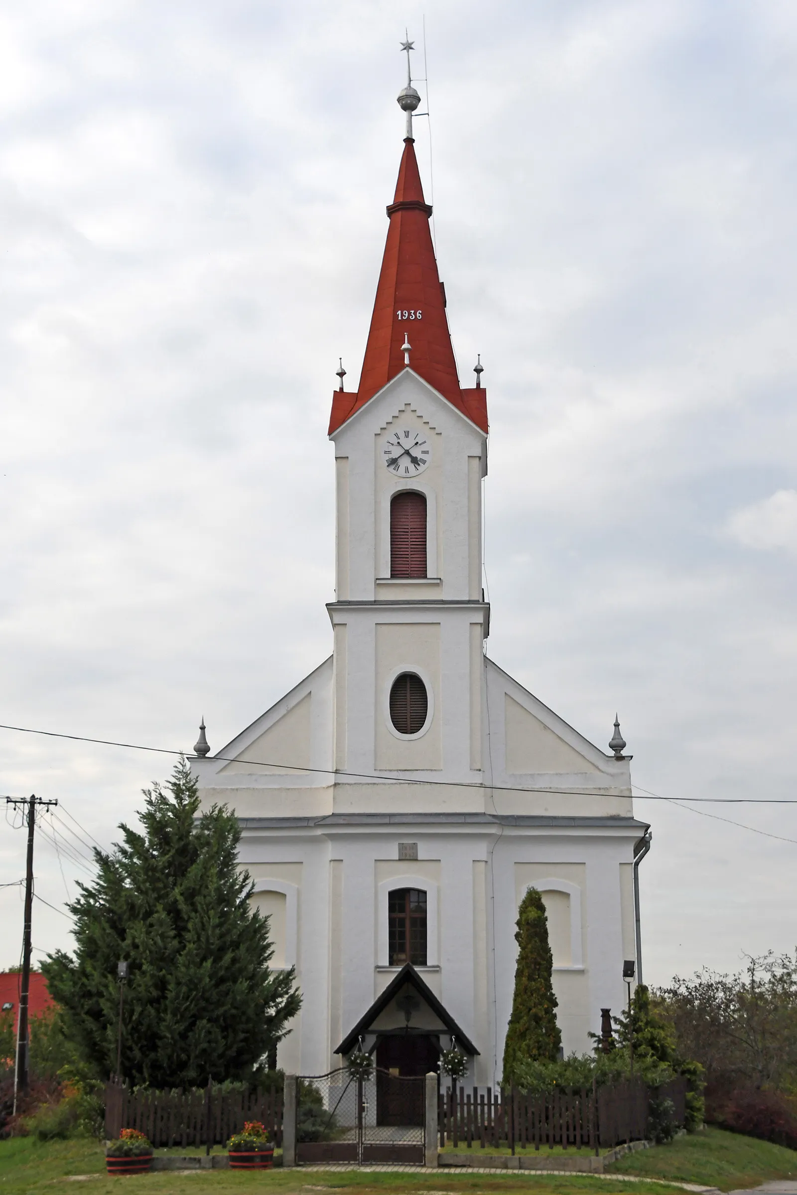 Photo showing: Calvinist church in Kajdacs, Hungary