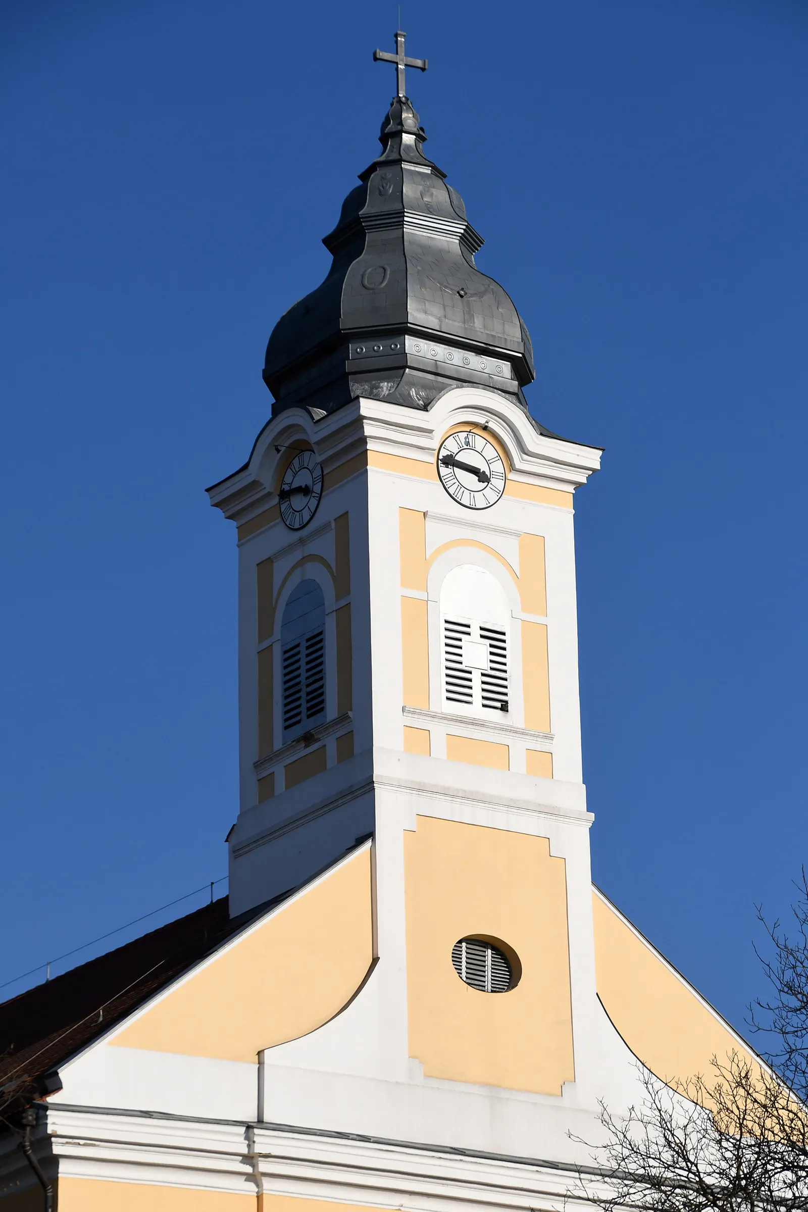 Photo showing: Roman Catholic church in Mágocs, Hungary