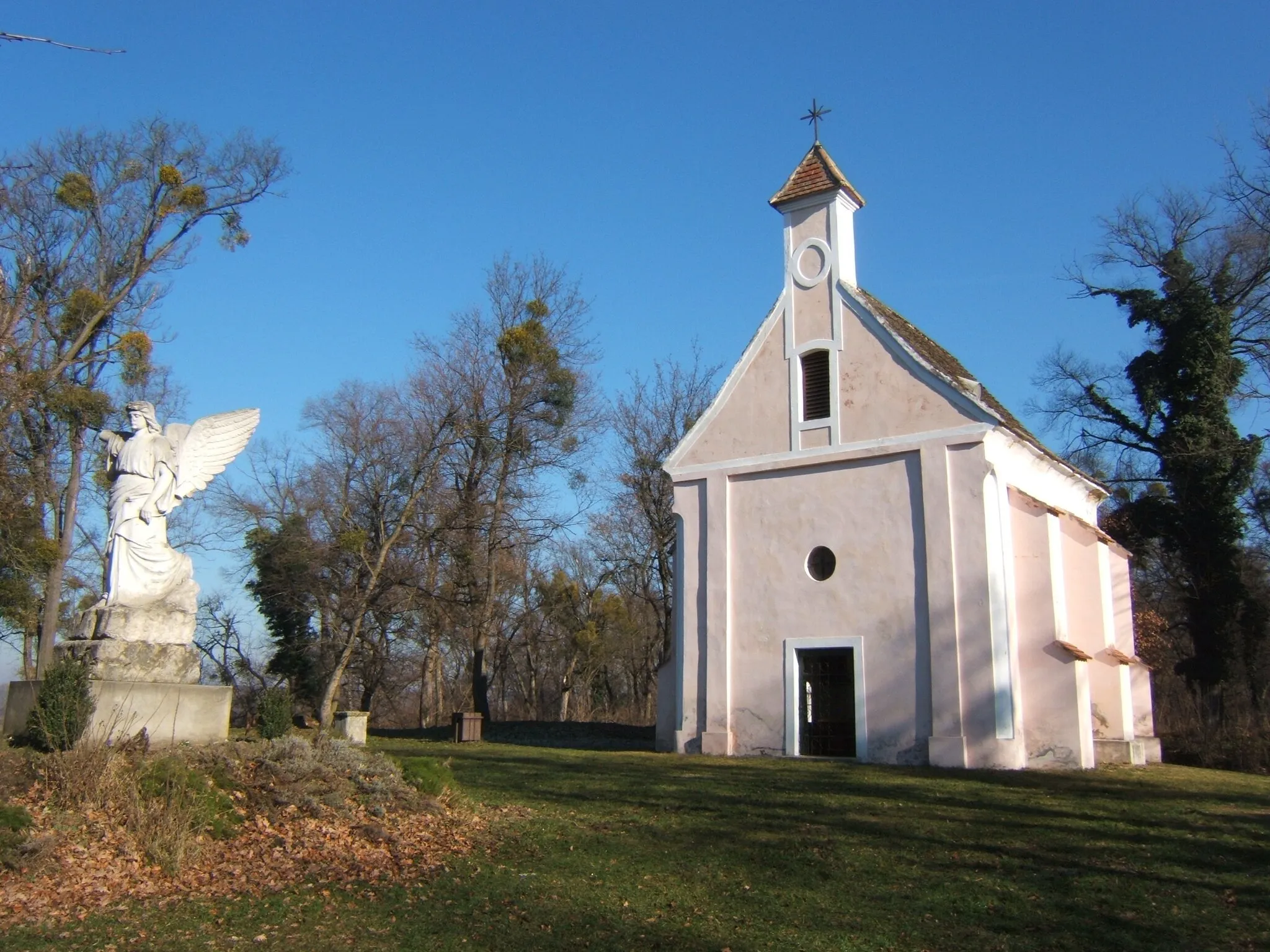 Photo showing: Somogyzsita, szőcsénypusztai kápolna