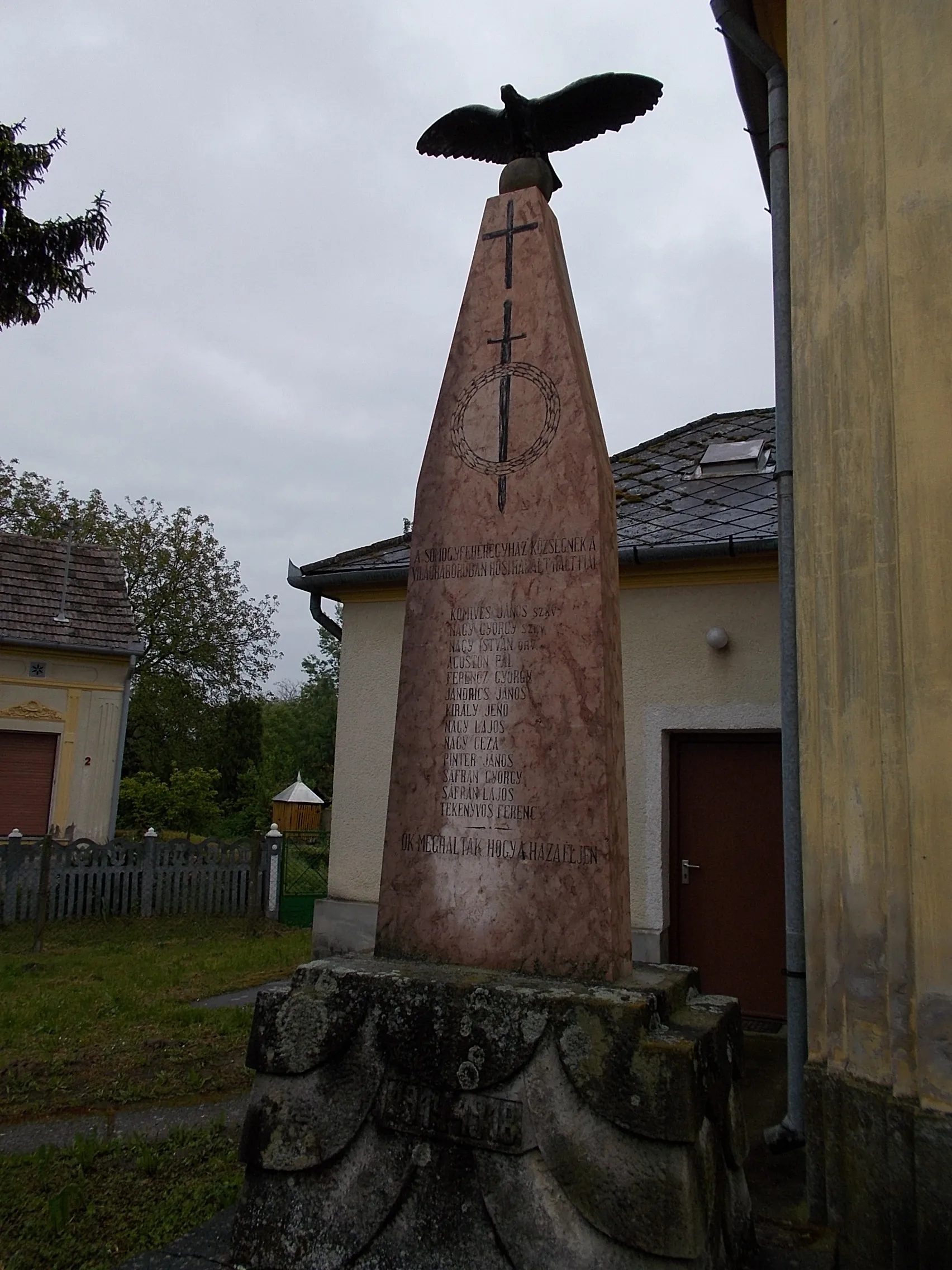 Photo showing: Somogyzsitfa - az első világháború áldozatainak emlékműve
