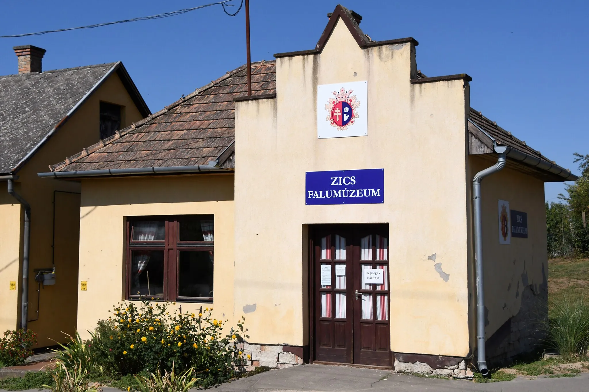 Photo showing: Village museum in Zics, Hungary