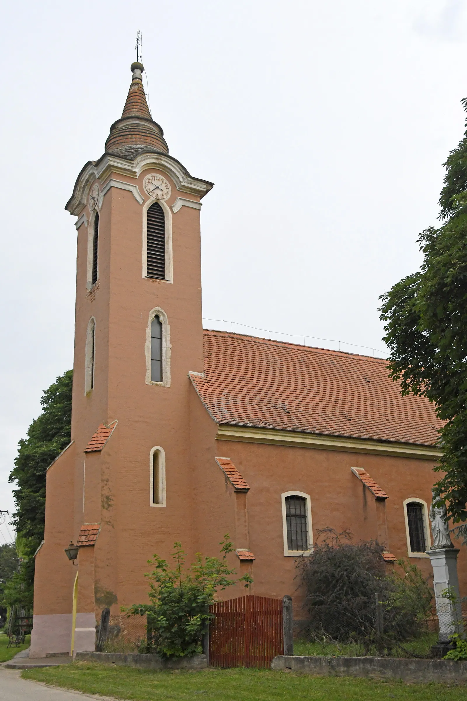 Photo showing: Saint Stephen the King church in Somogyszil, Hungary