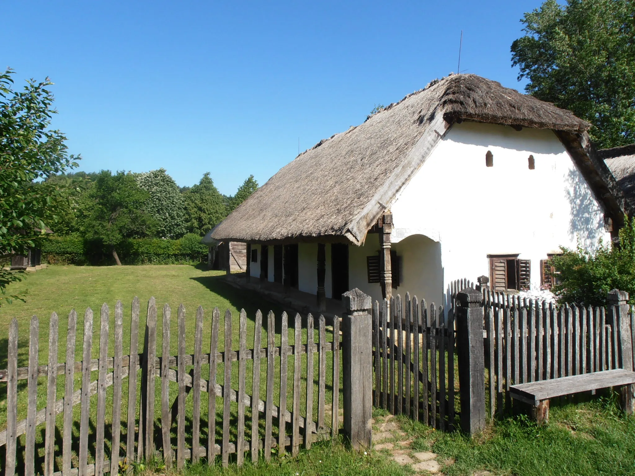 Photo showing: Old house of Nagykorpád, Hungary (now in the Szenna open air museum)