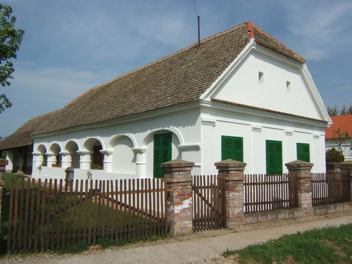 Photo showing: Patapoklosi tájház