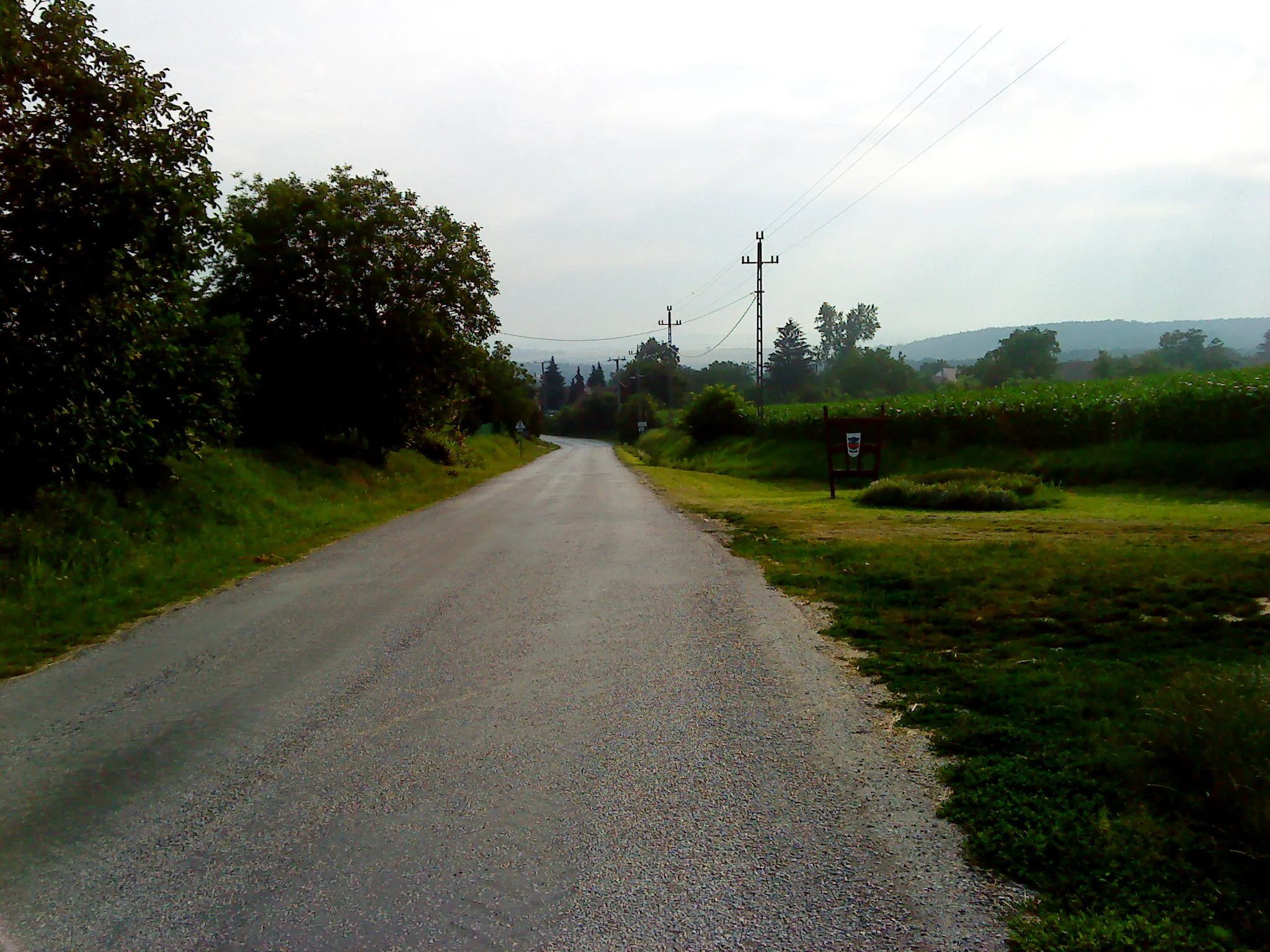 Photo showing: Bisse eleje