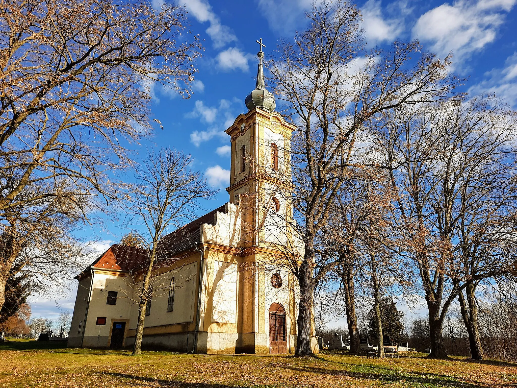 Photo showing: Nagyhajmás, római katolikus templom