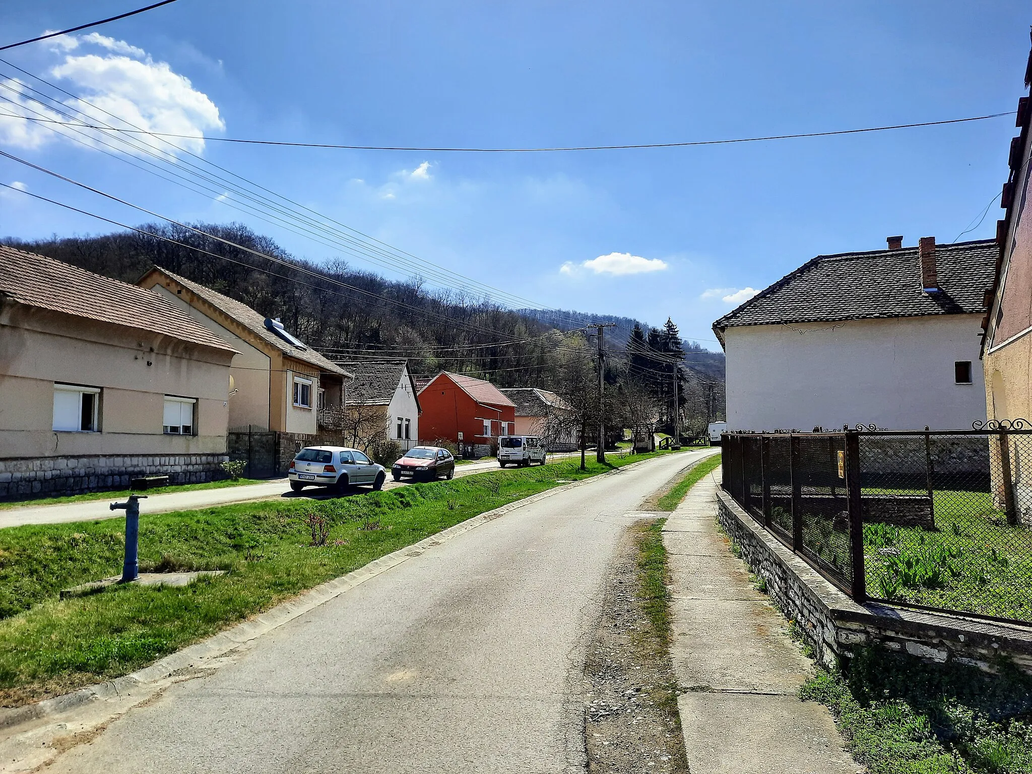 Photo showing: Vékény, Fő utcarészlet 2021