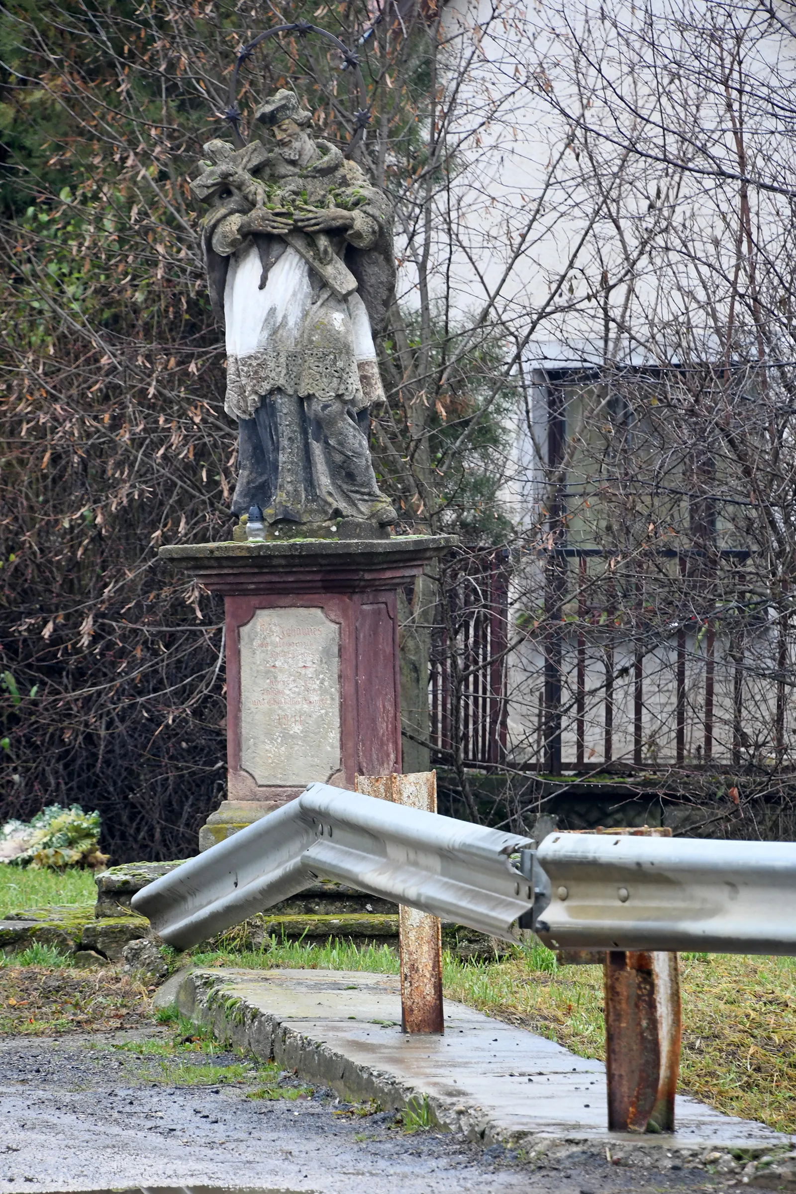 Photo showing: Statue of Saint John of Nepomuk in Závod, Hungary