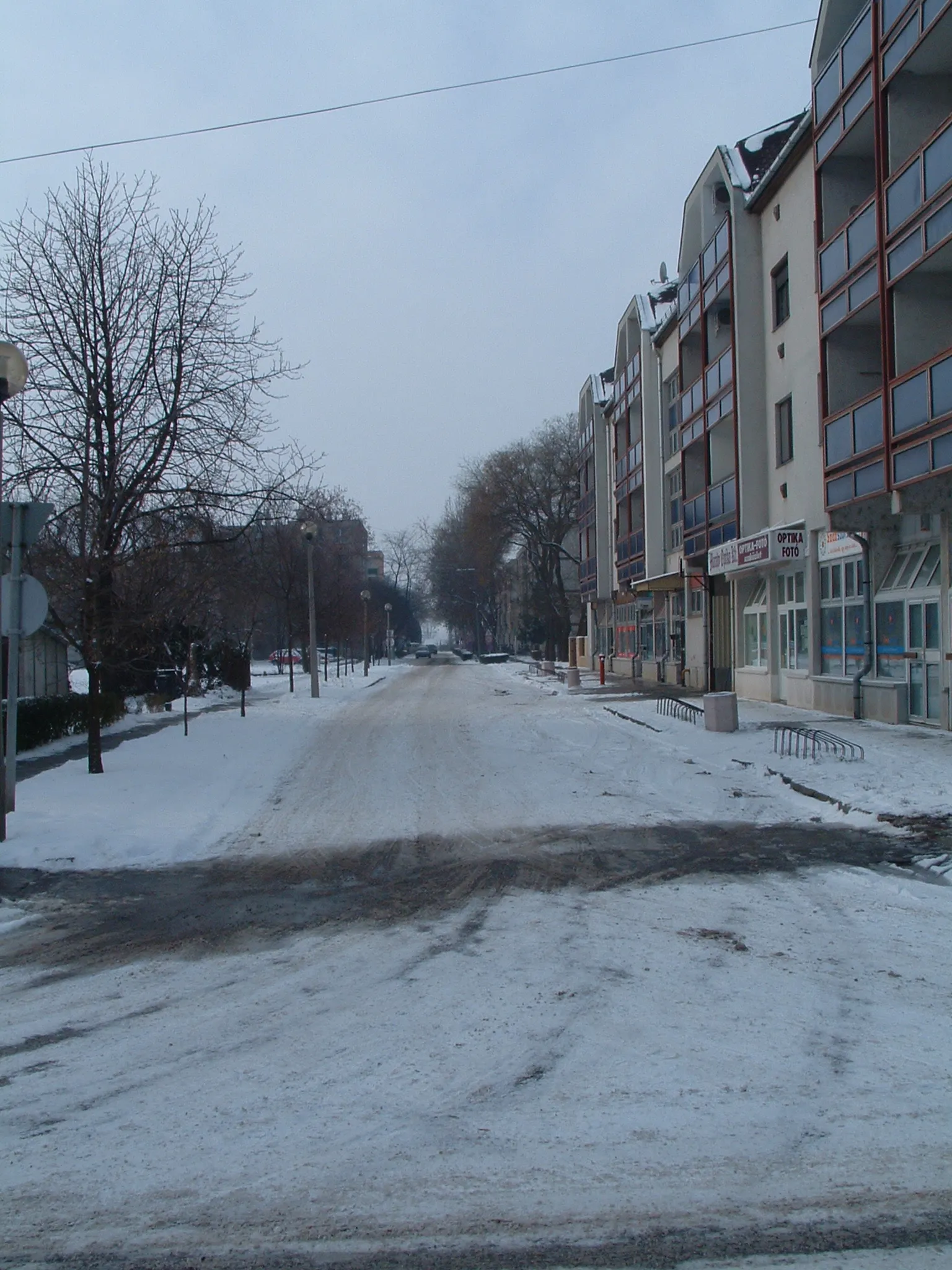 Photo showing: A piac utca