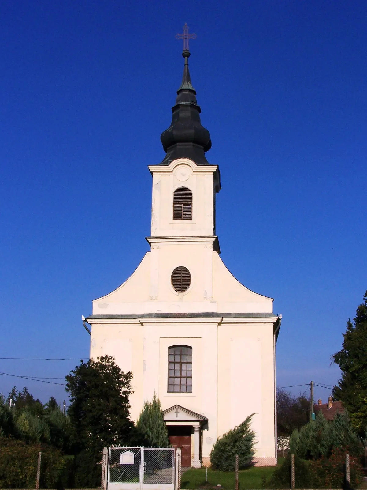Photo showing: Római katolikus templom (Szentmártonkáta, Bajcsy-Zsilinszky u. 1.)
