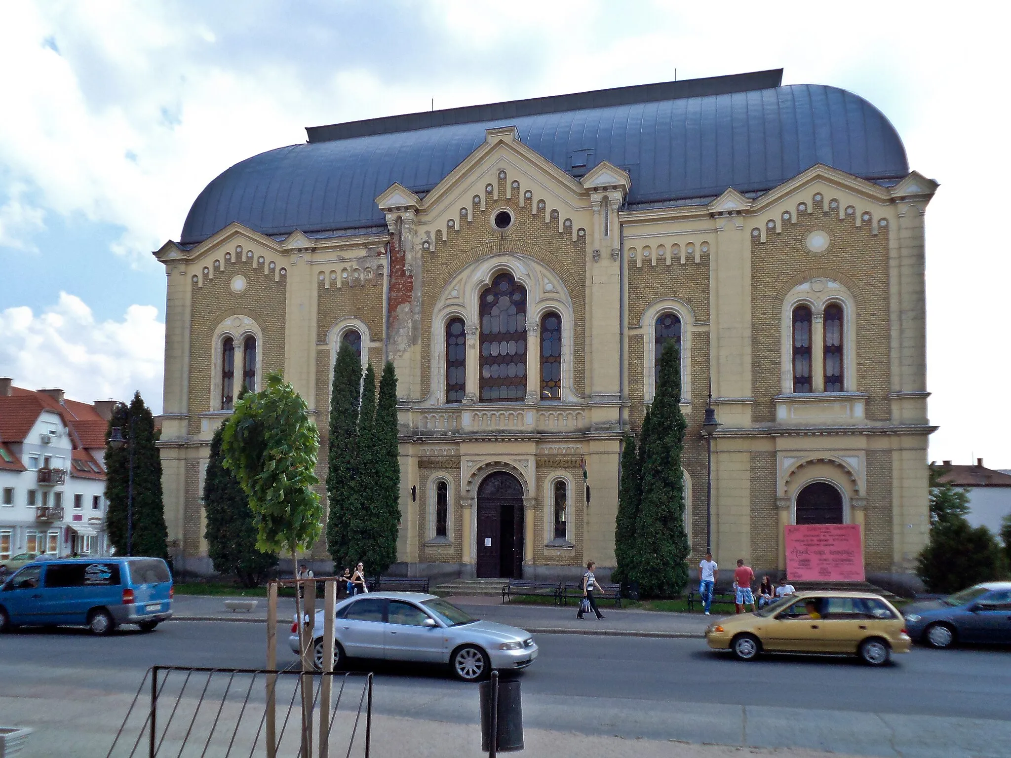 Photo showing: Rétköz Museum, Kisvárda. The building used to be a synagogue.